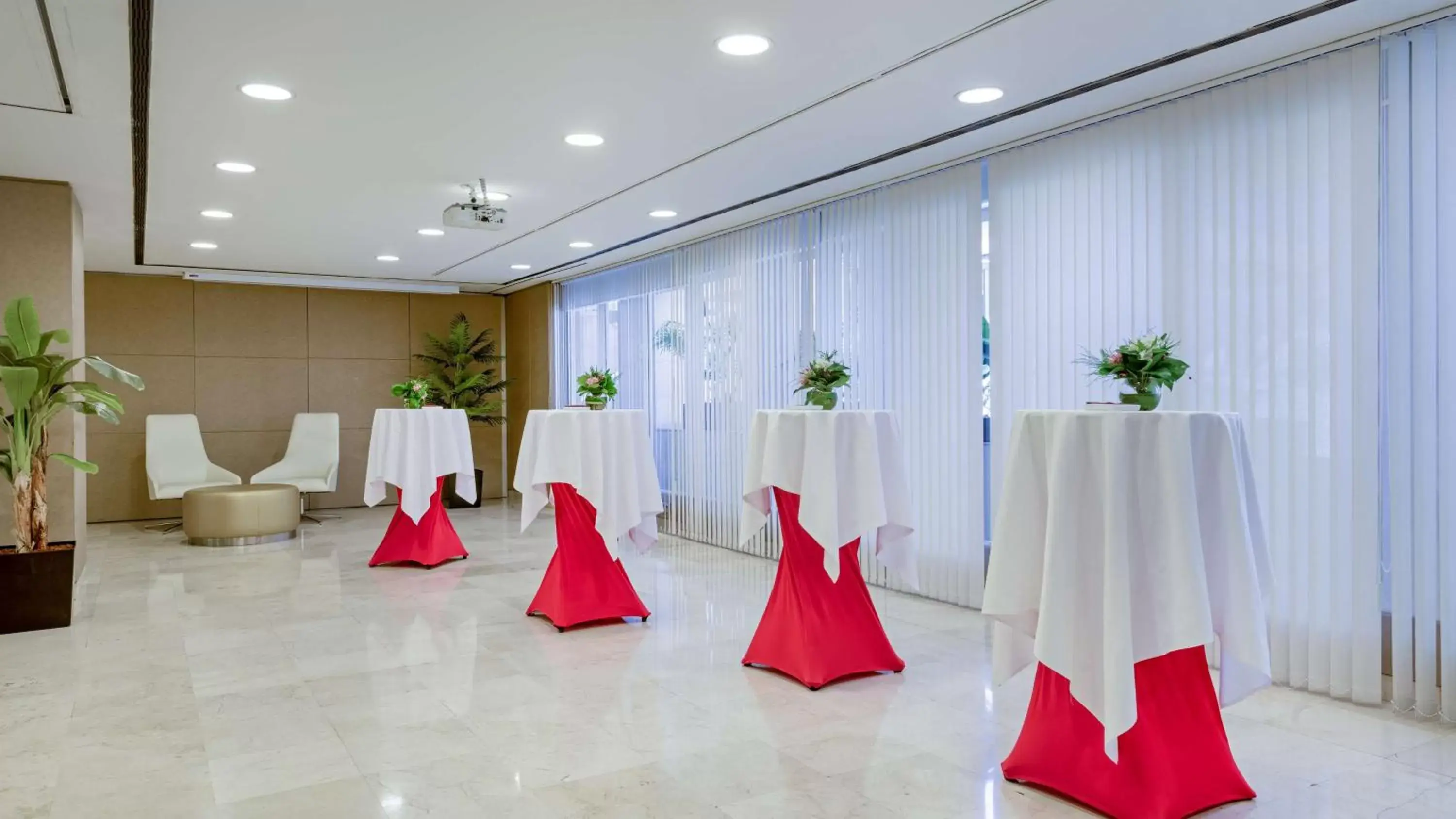 Business facilities, Banquet Facilities in NH Collection Madrid Colón