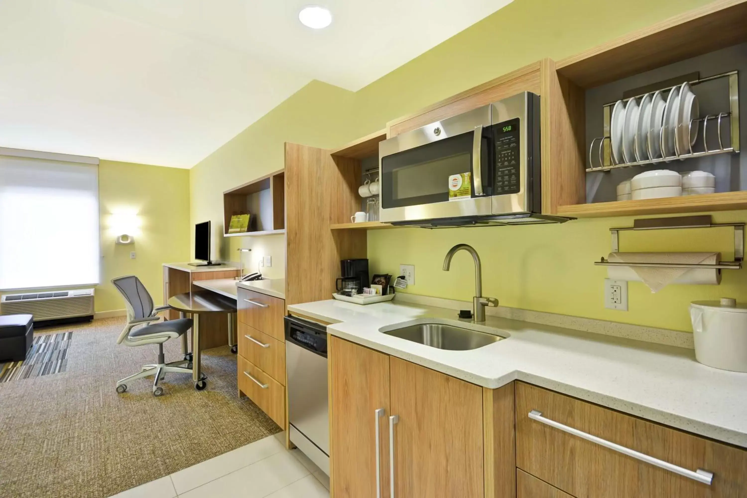 Kitchen or kitchenette, Kitchen/Kitchenette in Home2 Suites By Hilton Dallas Addison