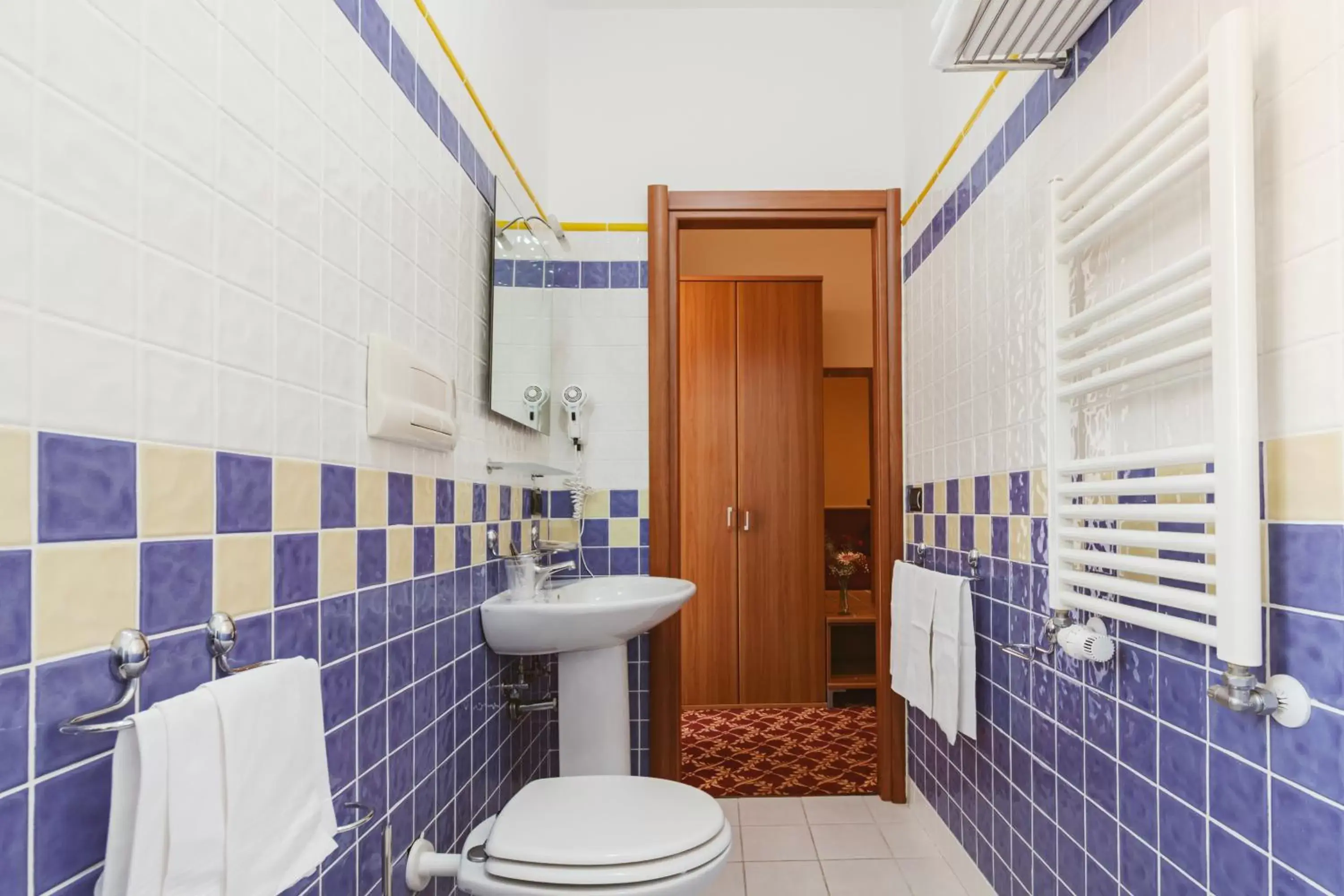 Bathroom in Hotel Villa Del Sorriso