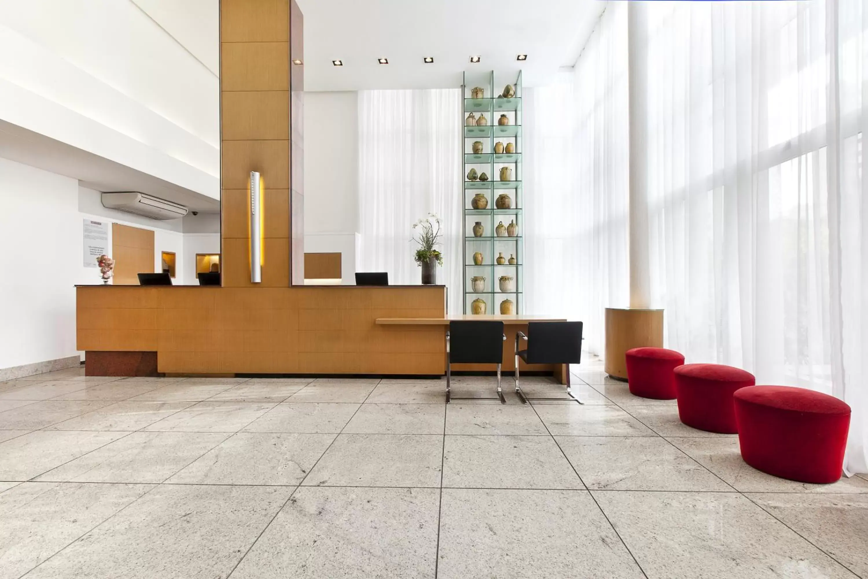 Lobby or reception, Lobby/Reception in H2 Platinum Lourdes