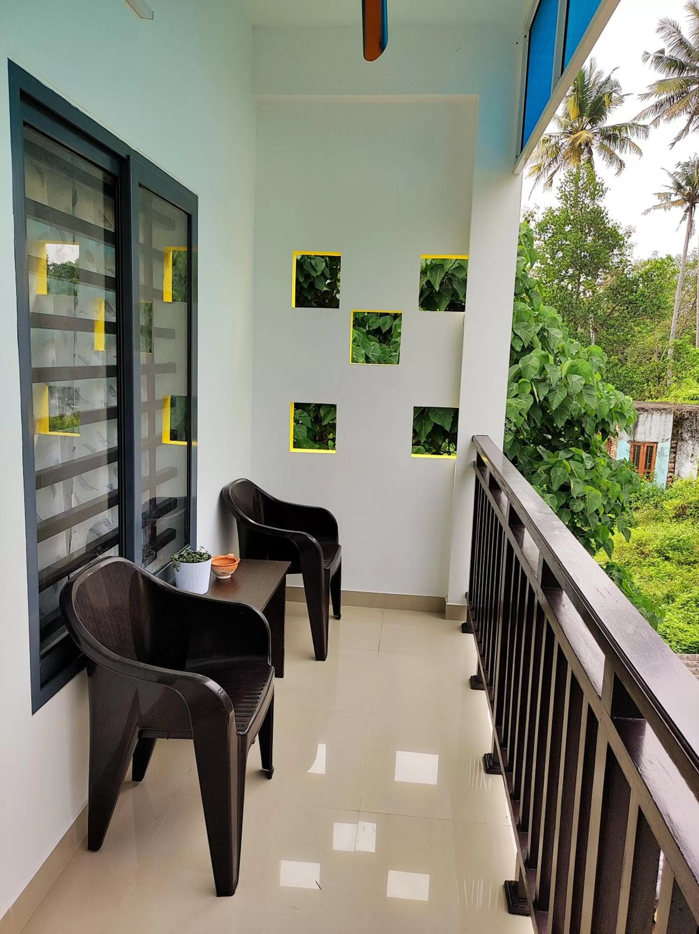 Patio in Happy Buddha S4