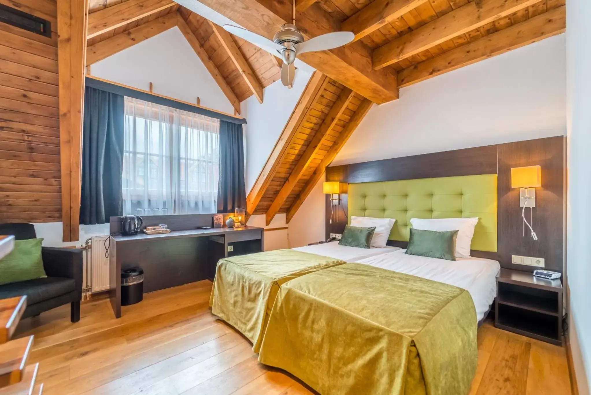 Family Room (4 Adults) in Hotel Inn Salland Family Room (4 Adults) in Hotel Inn Salland