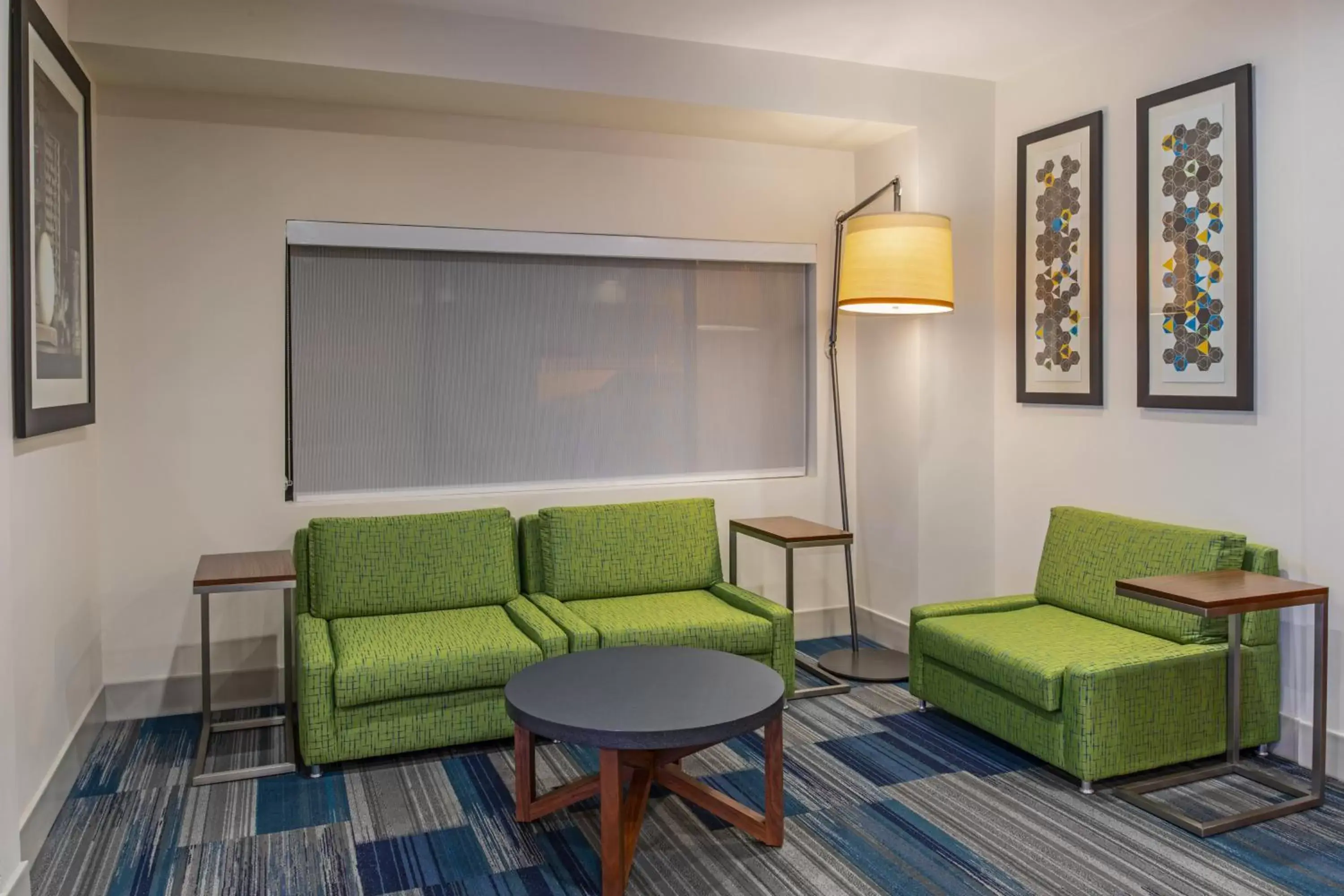 Lobby or reception, Seating Area in Sleep Inn & Suites Tempe ASU Campus