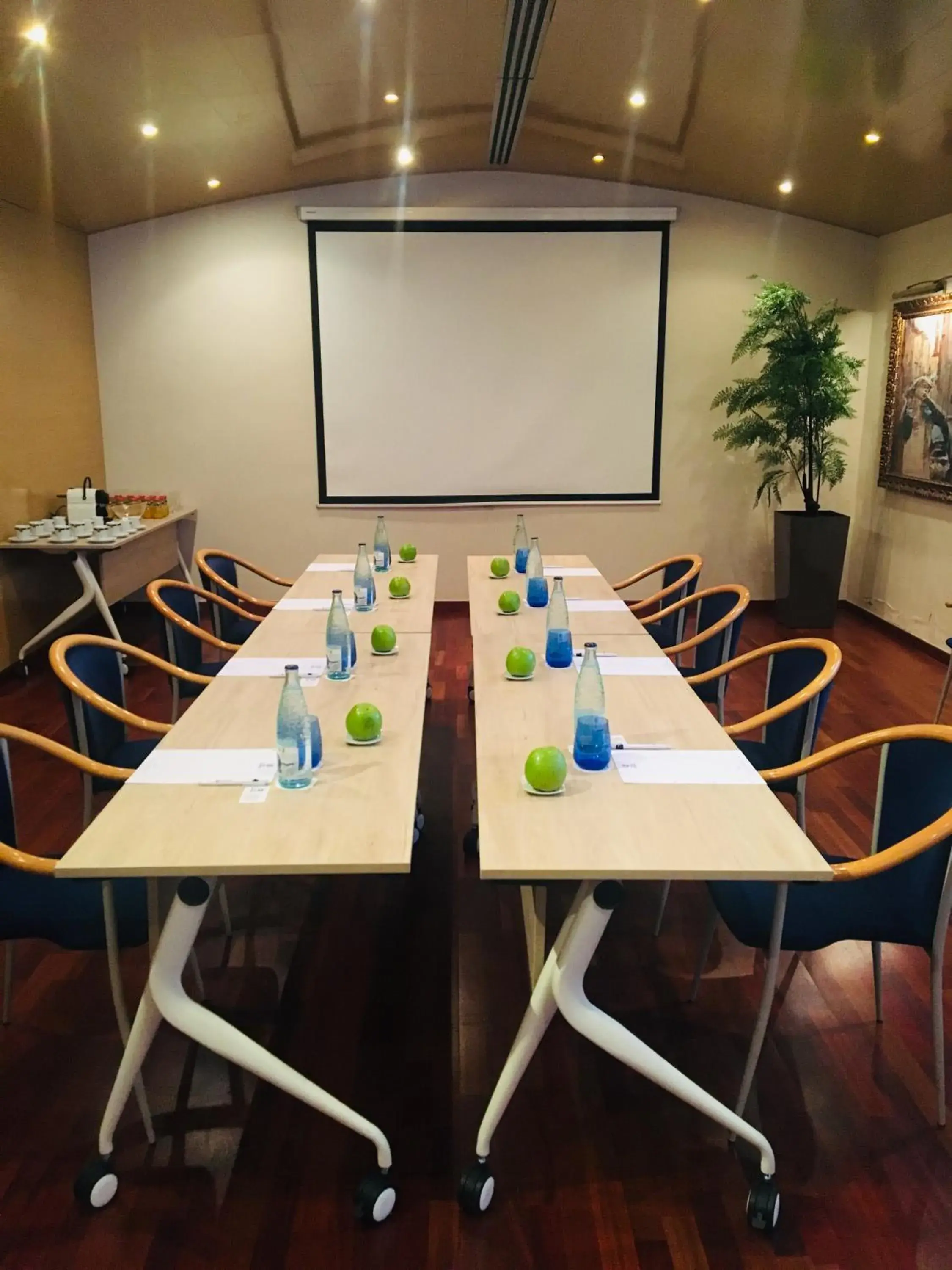 Business facilities in Best Western Hotel Mediterraneo