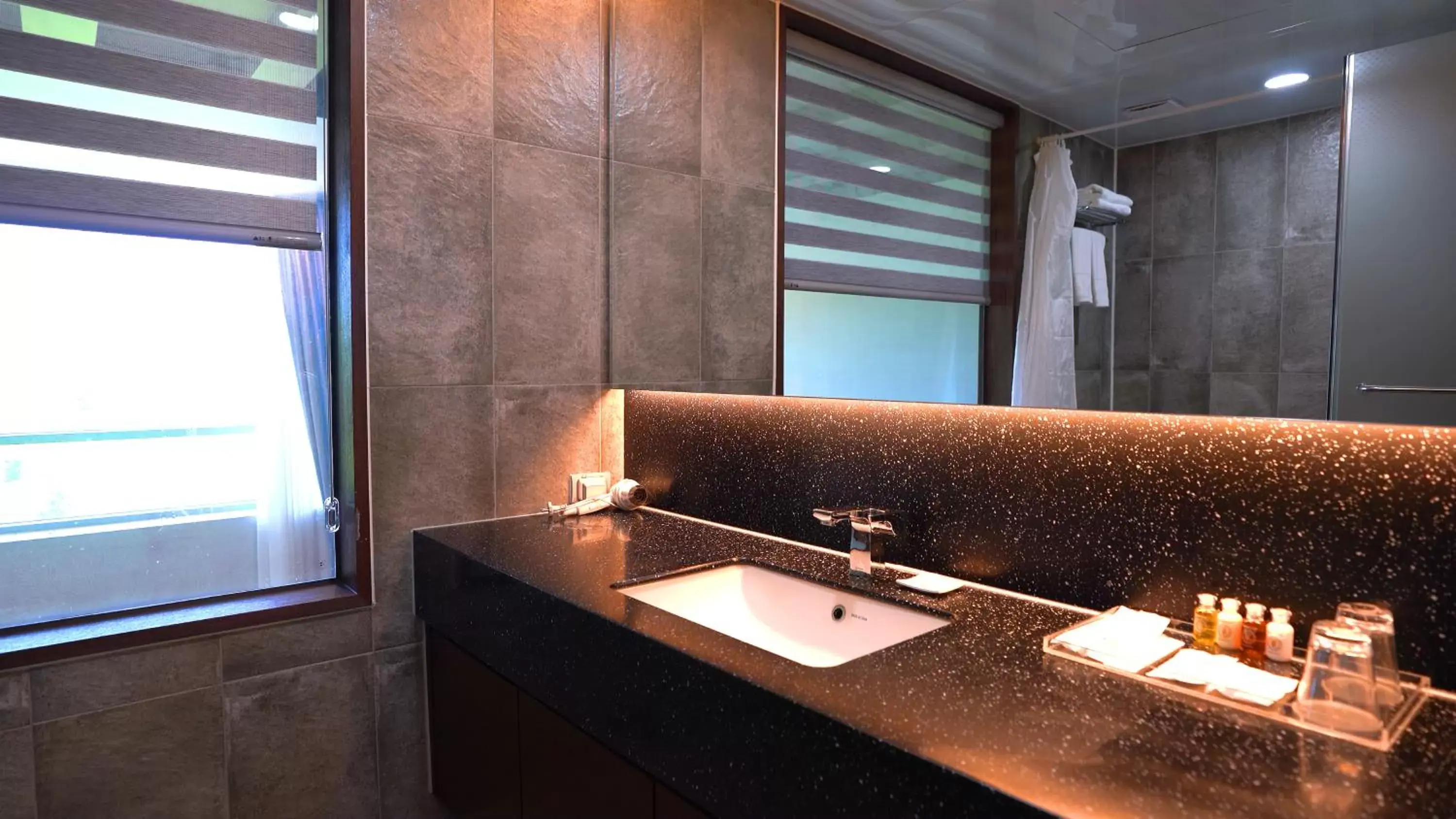 Bathroom in Pyeongchang Ramada Hotel & Suite by Wyndham