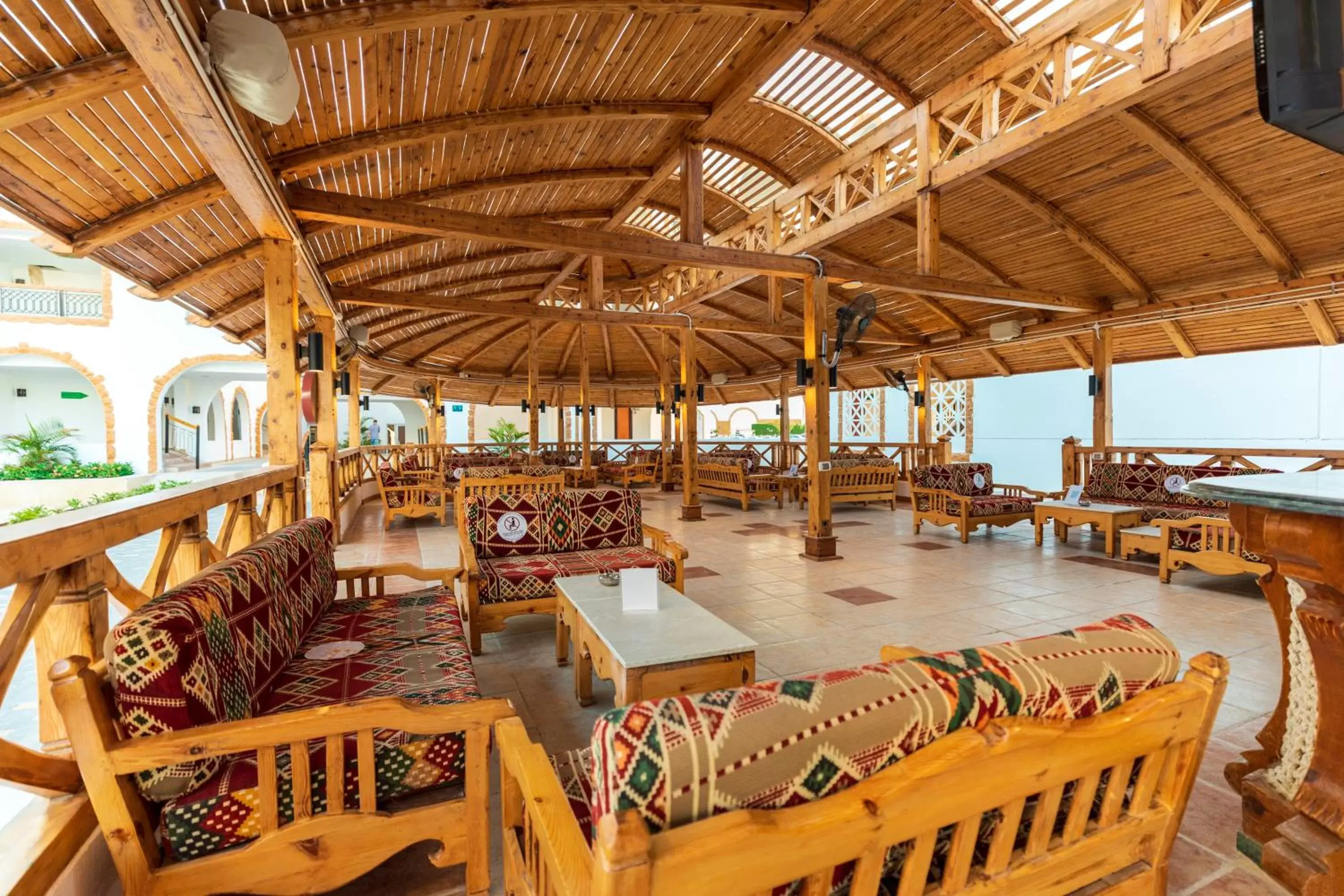 Lounge or bar, Restaurant/Places to Eat in Sunrise Remal Resort