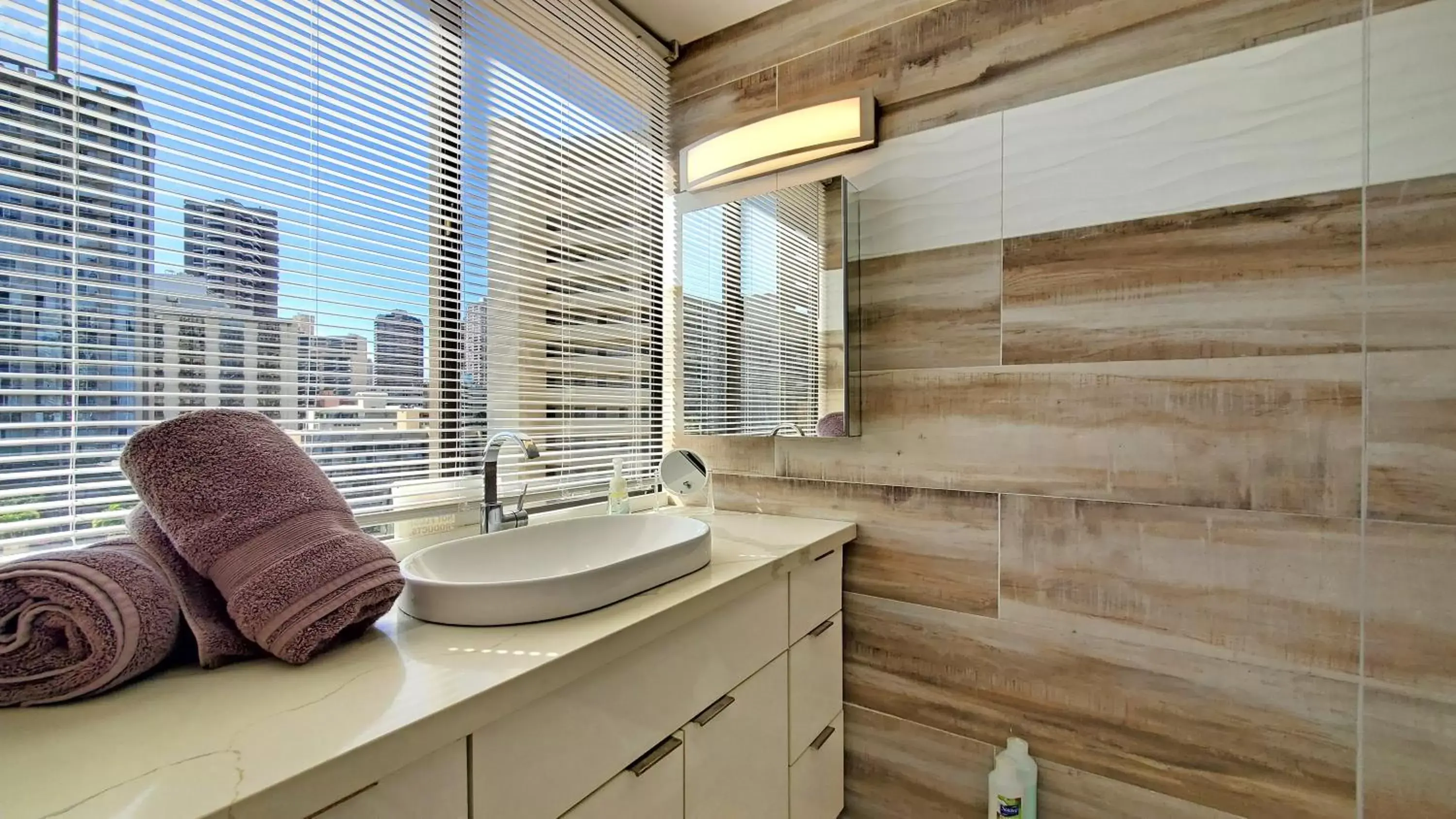 Bathroom in Waikiki beach modern studio No resort fee Best location