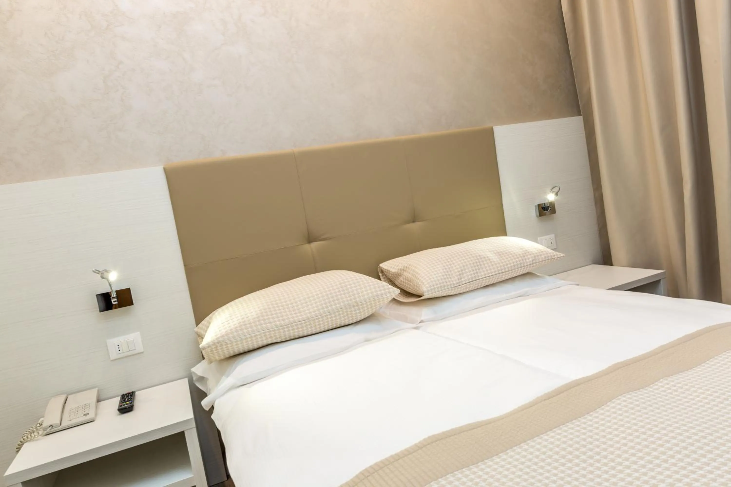 Bed in Hotel Touring