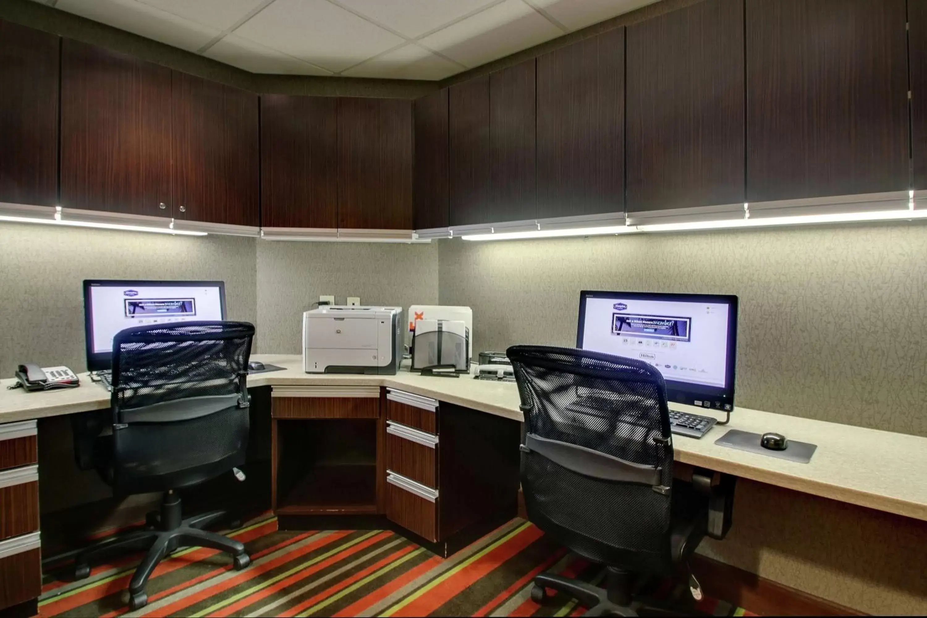 Business facilities, Business Area/Conference Room in Hampton Inn & Suites Shreveport