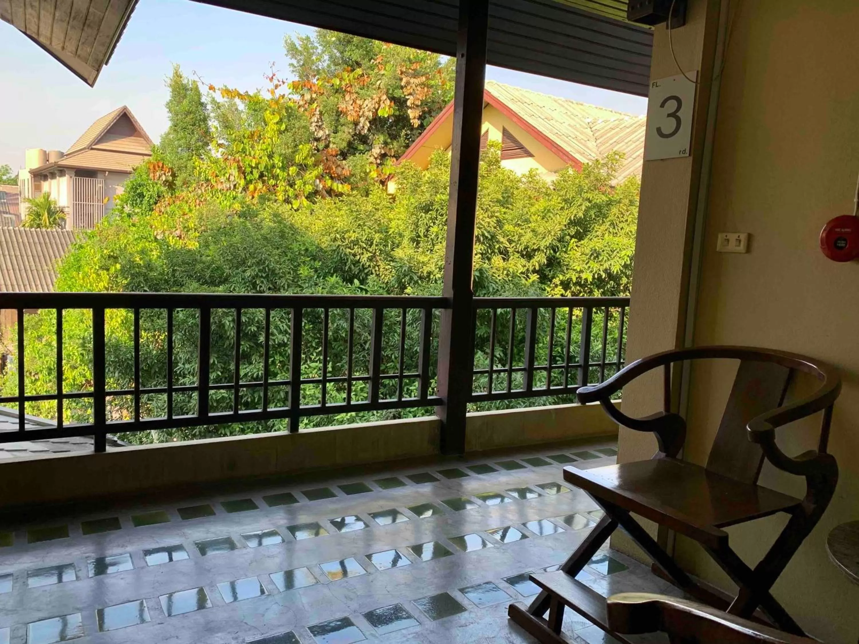 Day in Thapae Boutique House