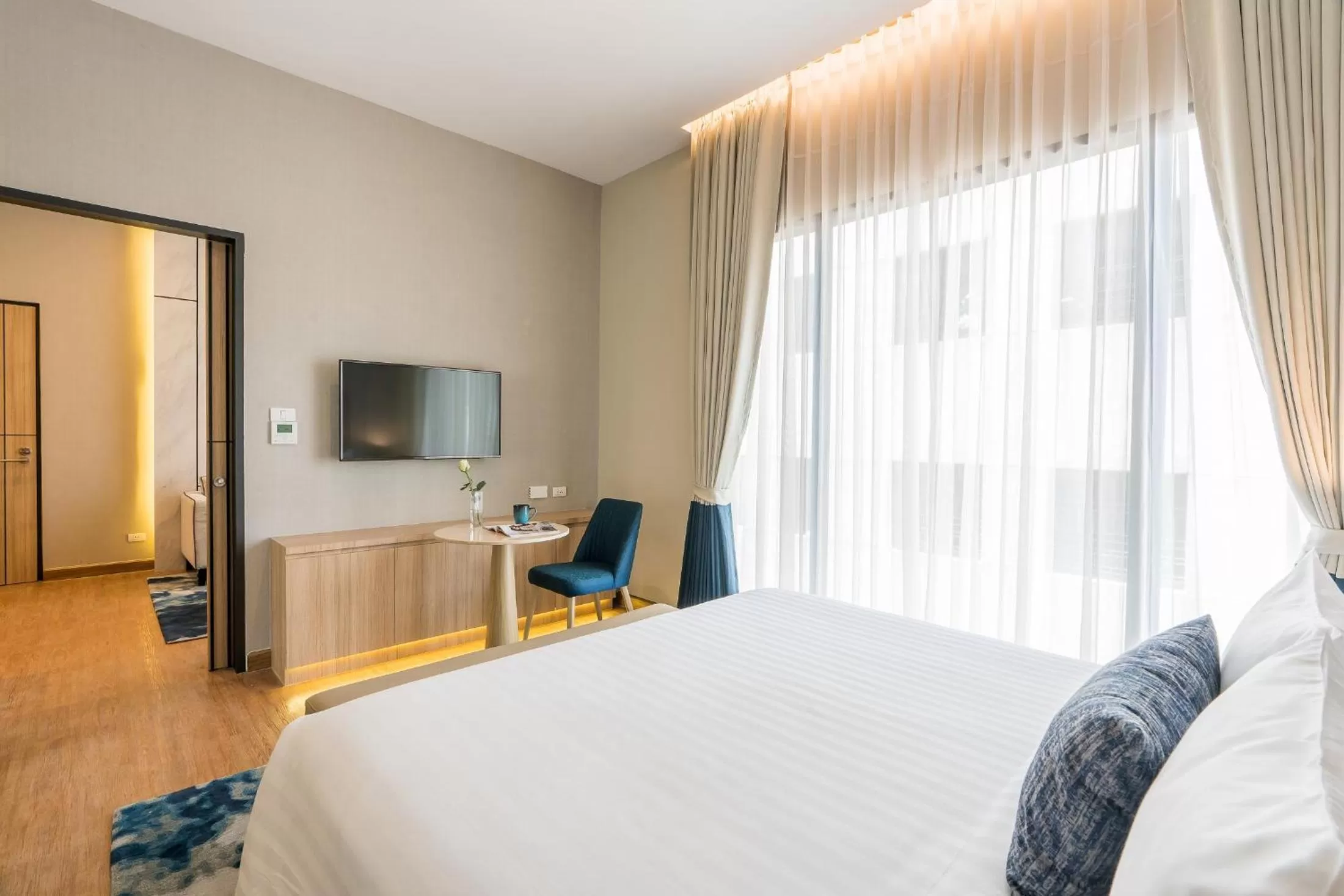 Bedroom, Bed in The Key Premier Hotel Sukhumvit Bangkok