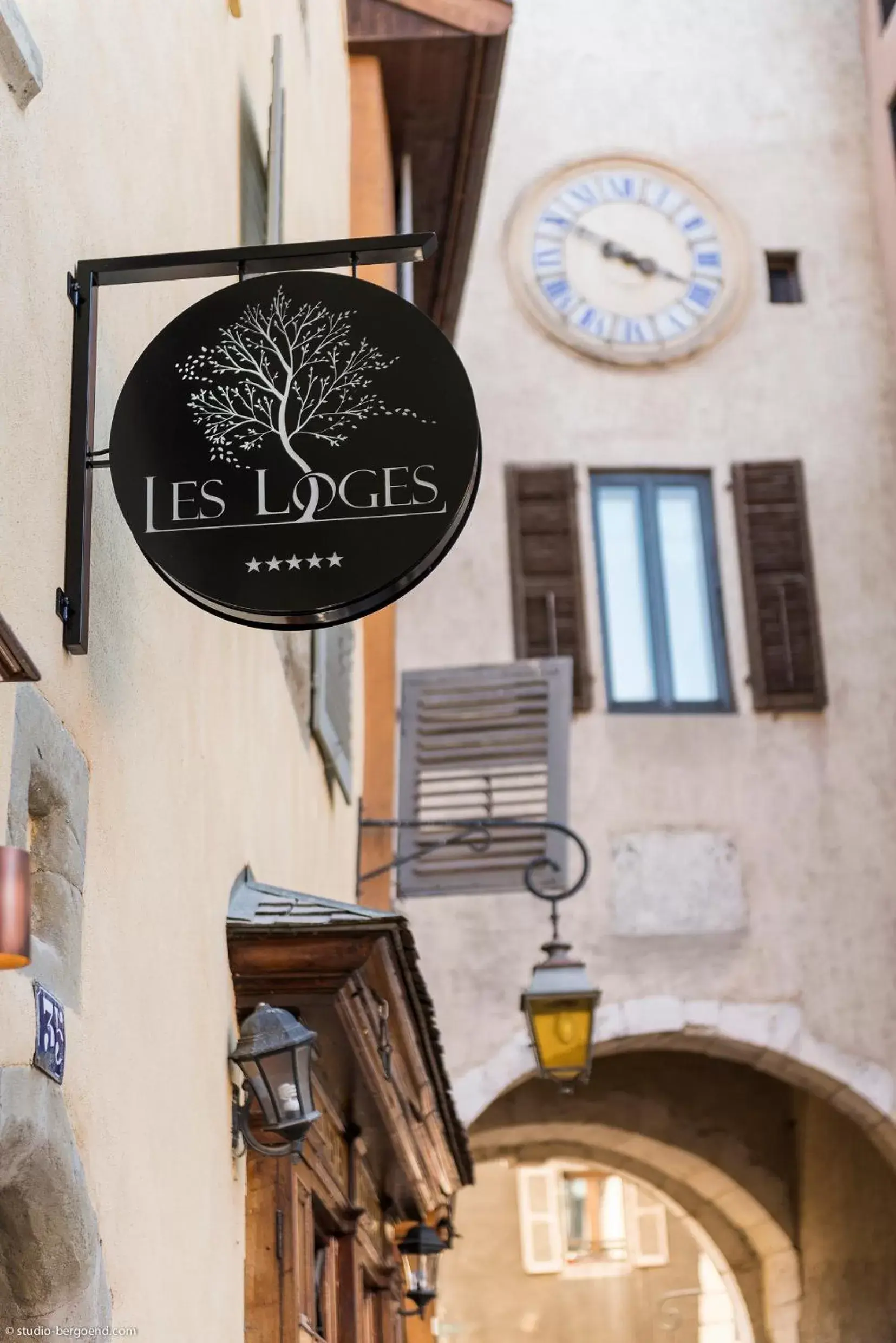 Facade/entrance, Property Logo/Sign in Les Loges Annecy Vieille Ville