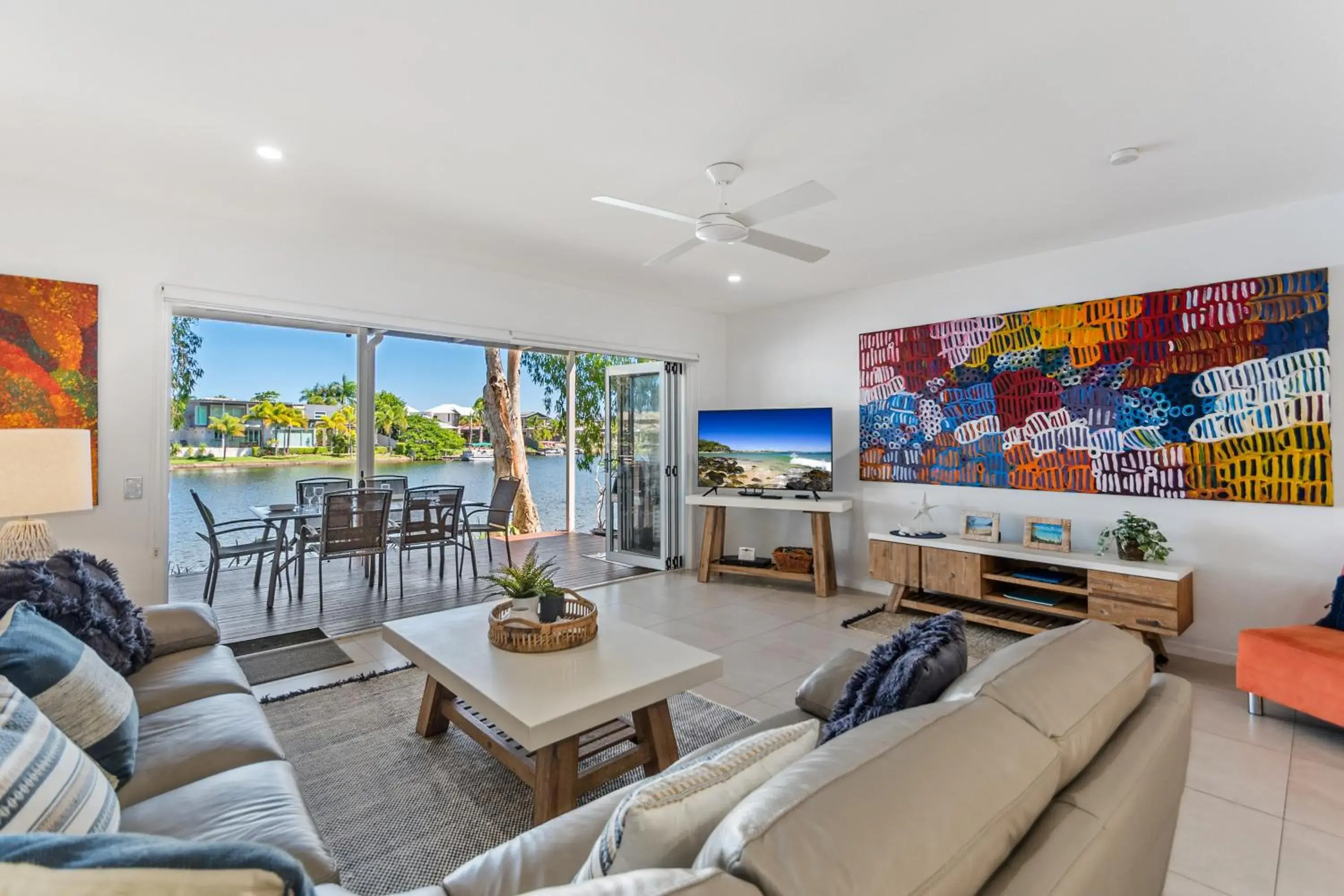 Seating Area in Noosa Entrance Waterfront Resort