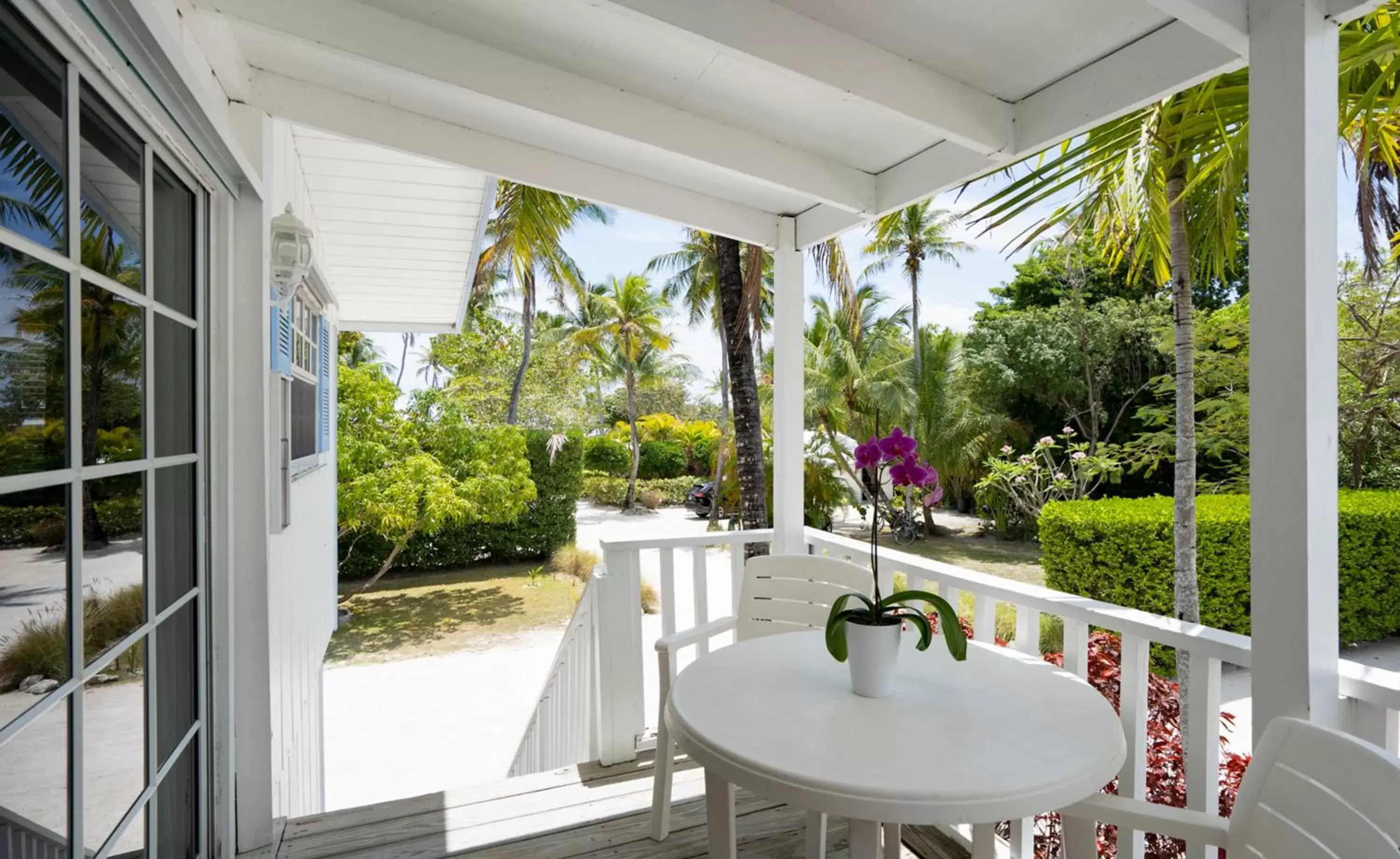 Patio, Balcony/Terrace in Pines & Palms Resort