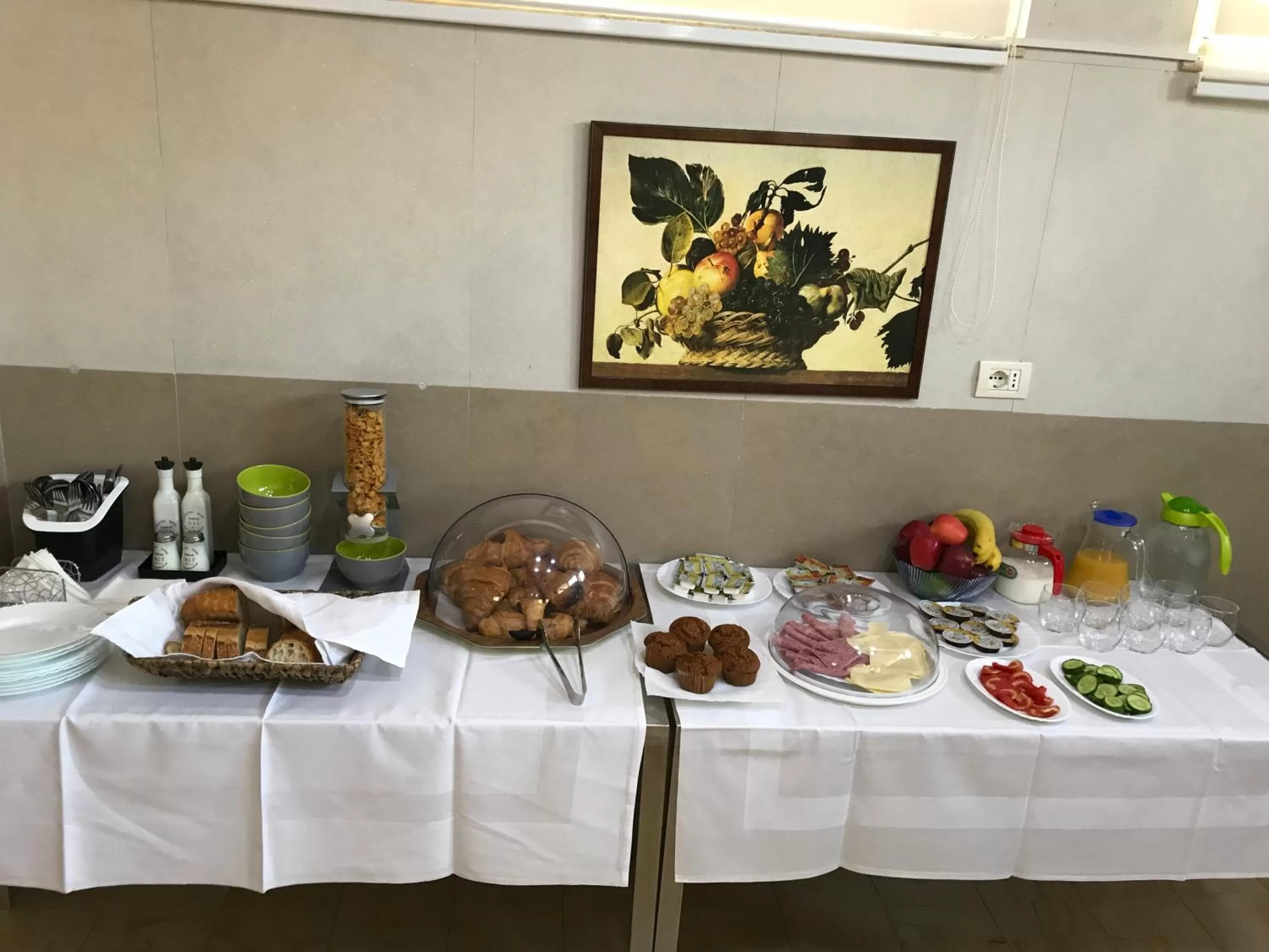 Food and drinks, Food in Bobi Hotel