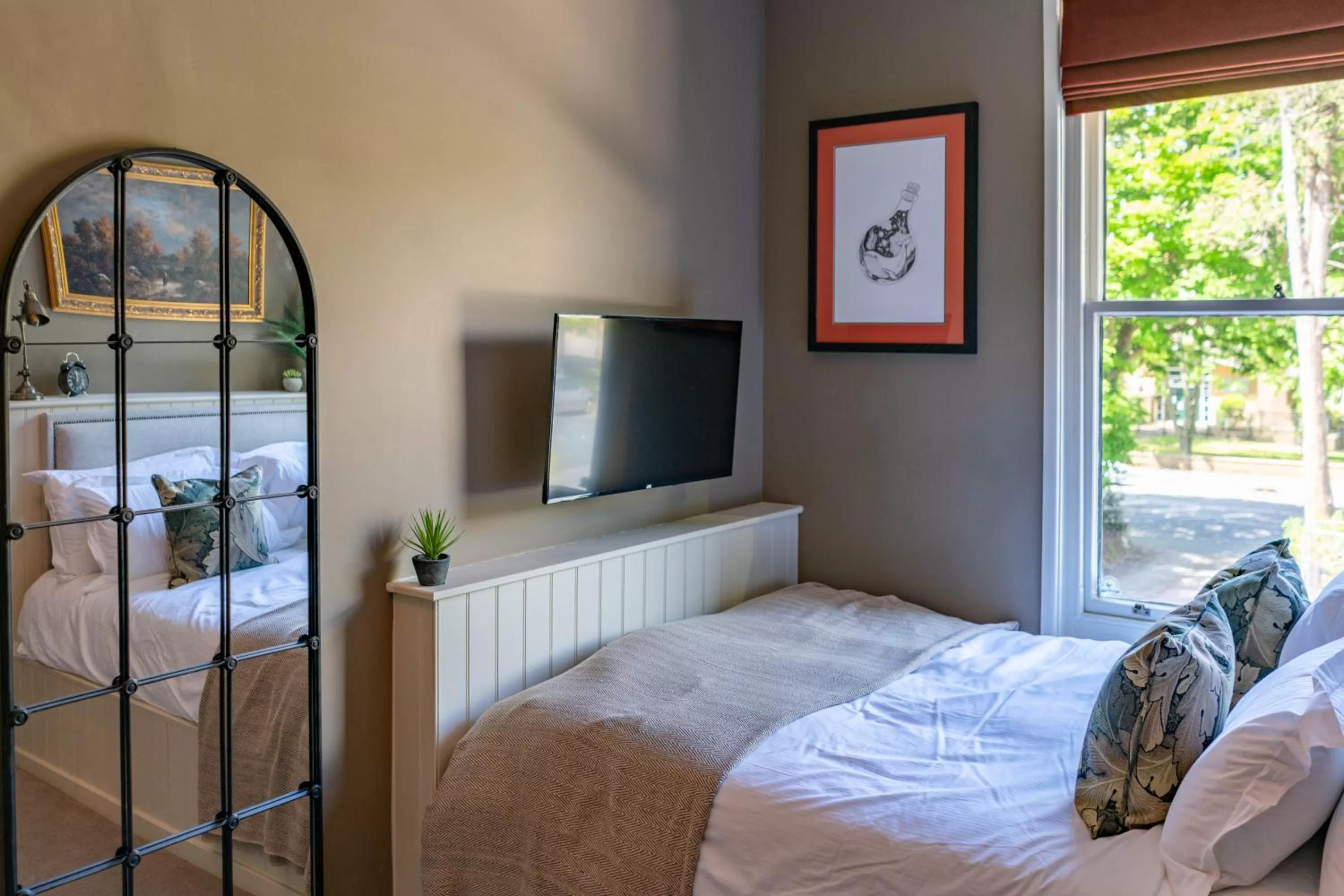 TV and multimedia, Bed in The Pavilion Arms