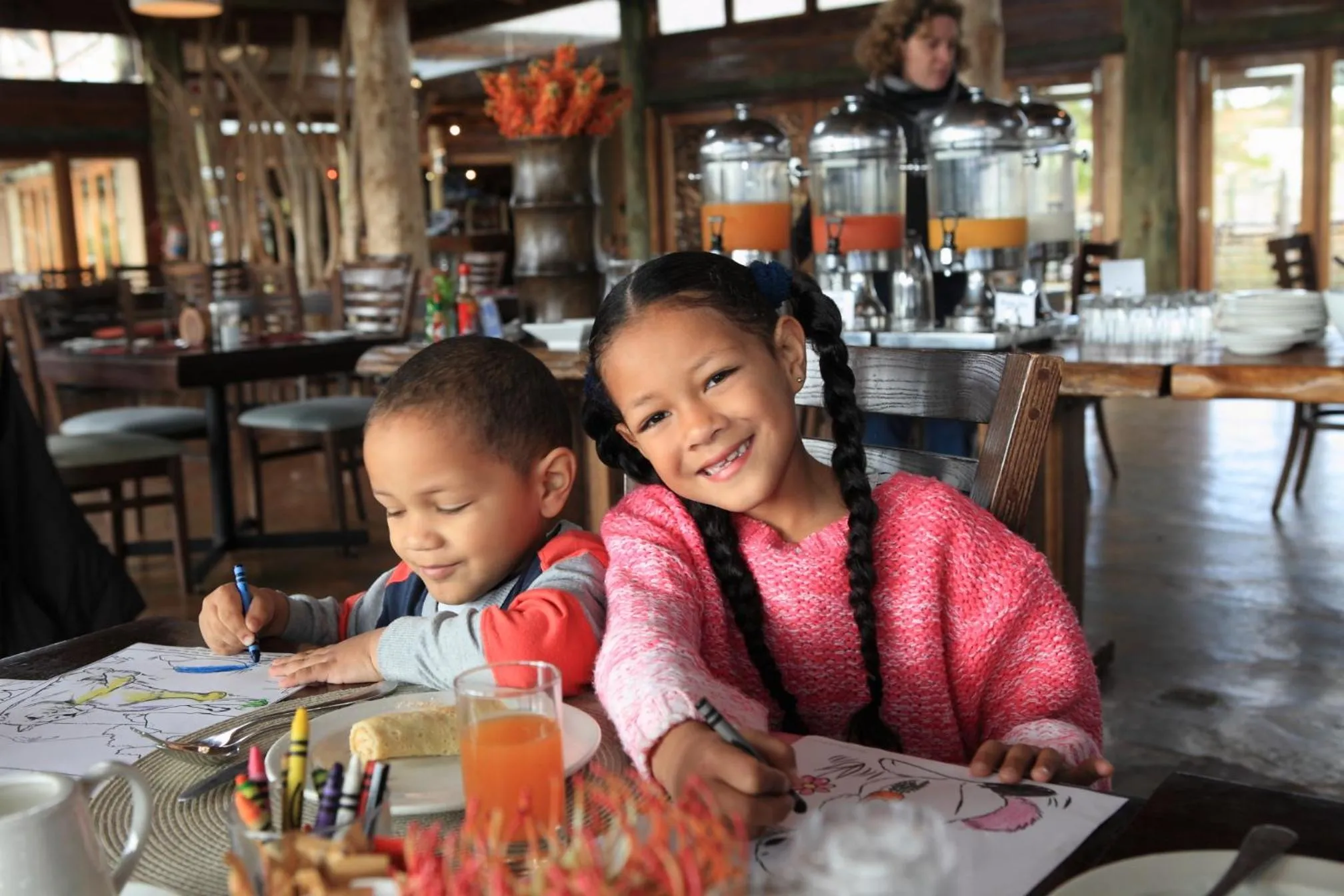 Buffet breakfast in Garden Route Game Lodge