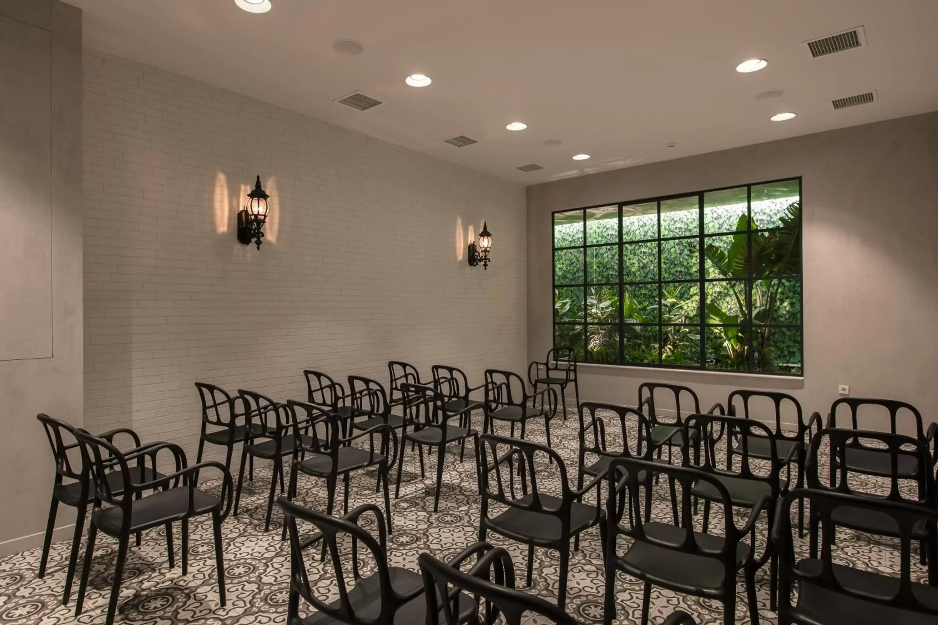 Meeting/conference room, Restaurant/Places to Eat in Mediterranean Palace