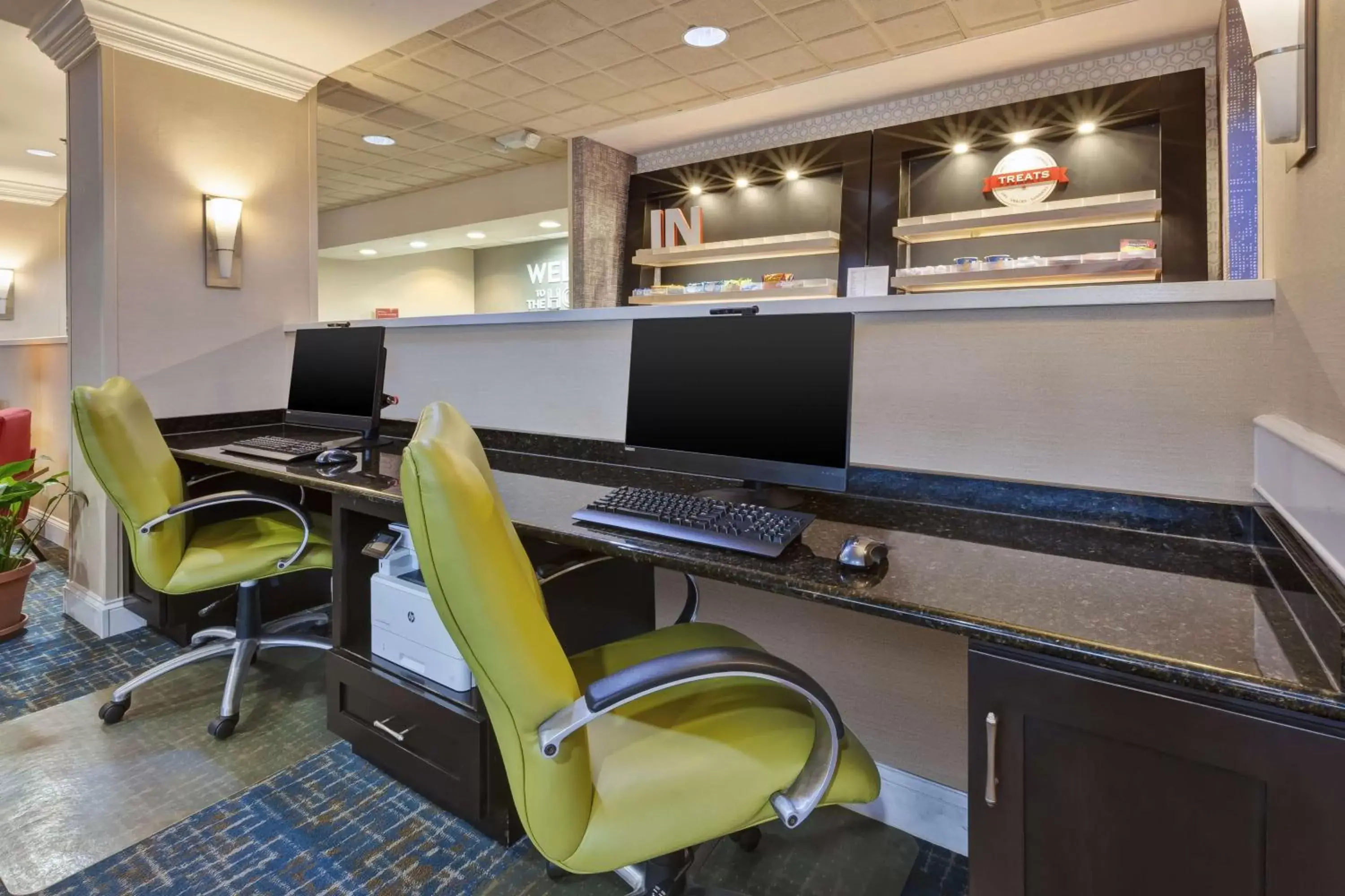 Business facilities in Hampton Inn Princeton