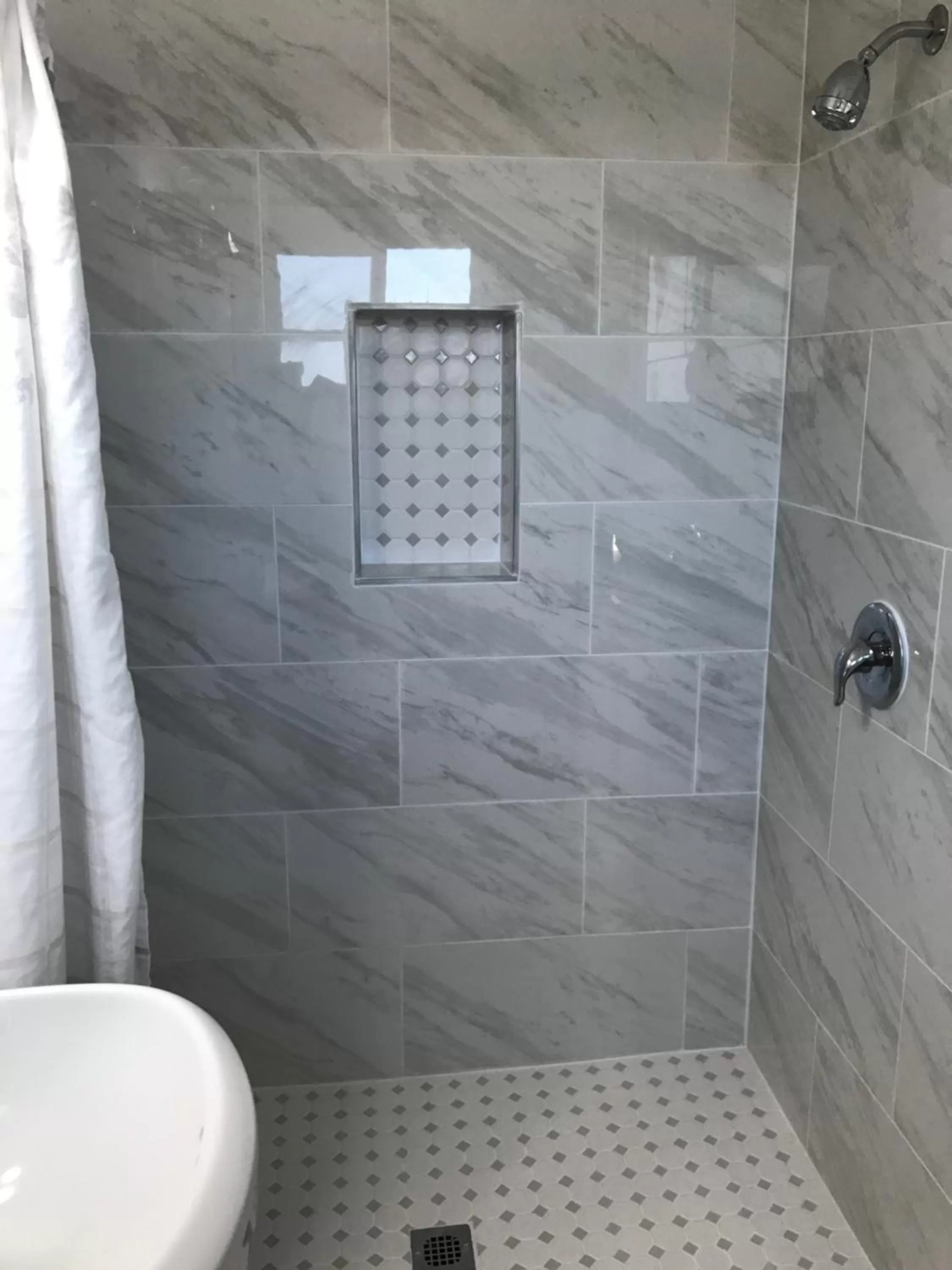 Shower in Desert Inn