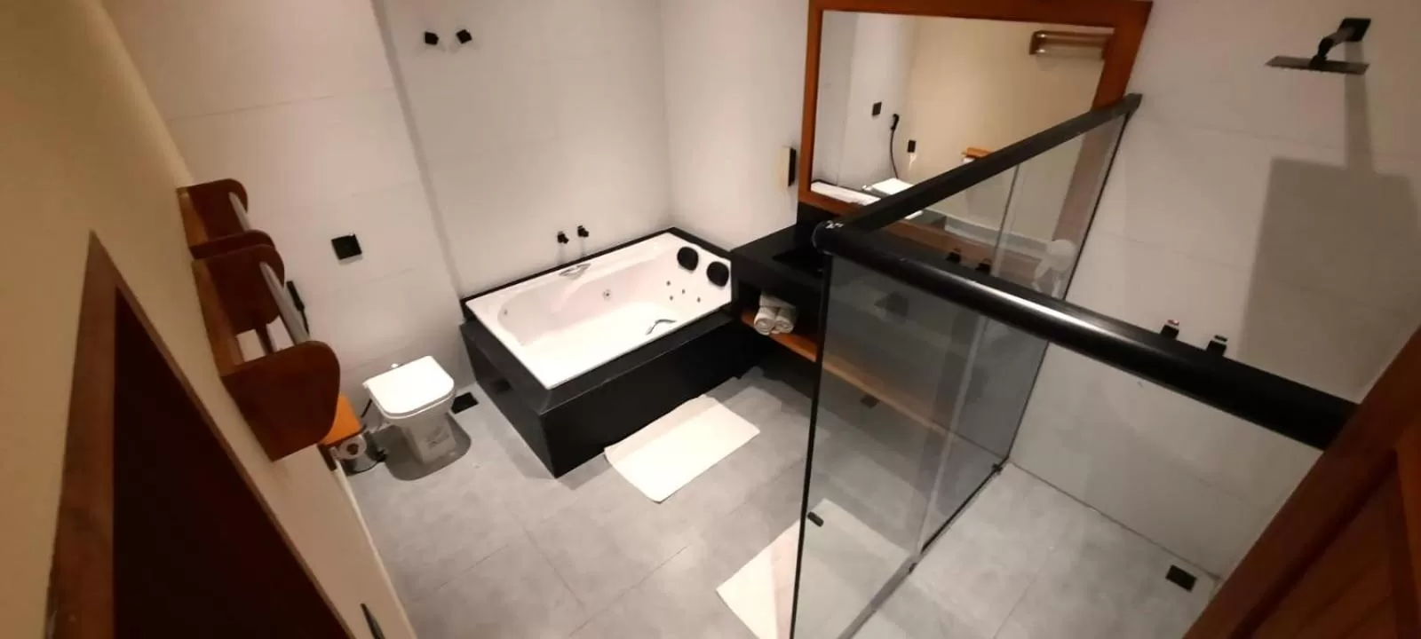 Hot Tub in Hotel Villa Lobos Spa Romantik