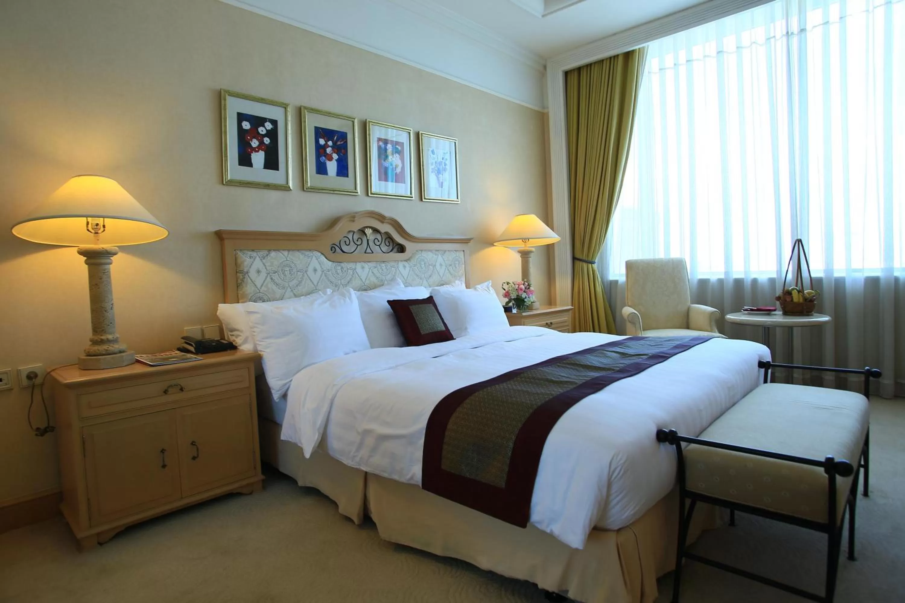 Decorative detail, Bed in Hanoi Daewoo Hotel