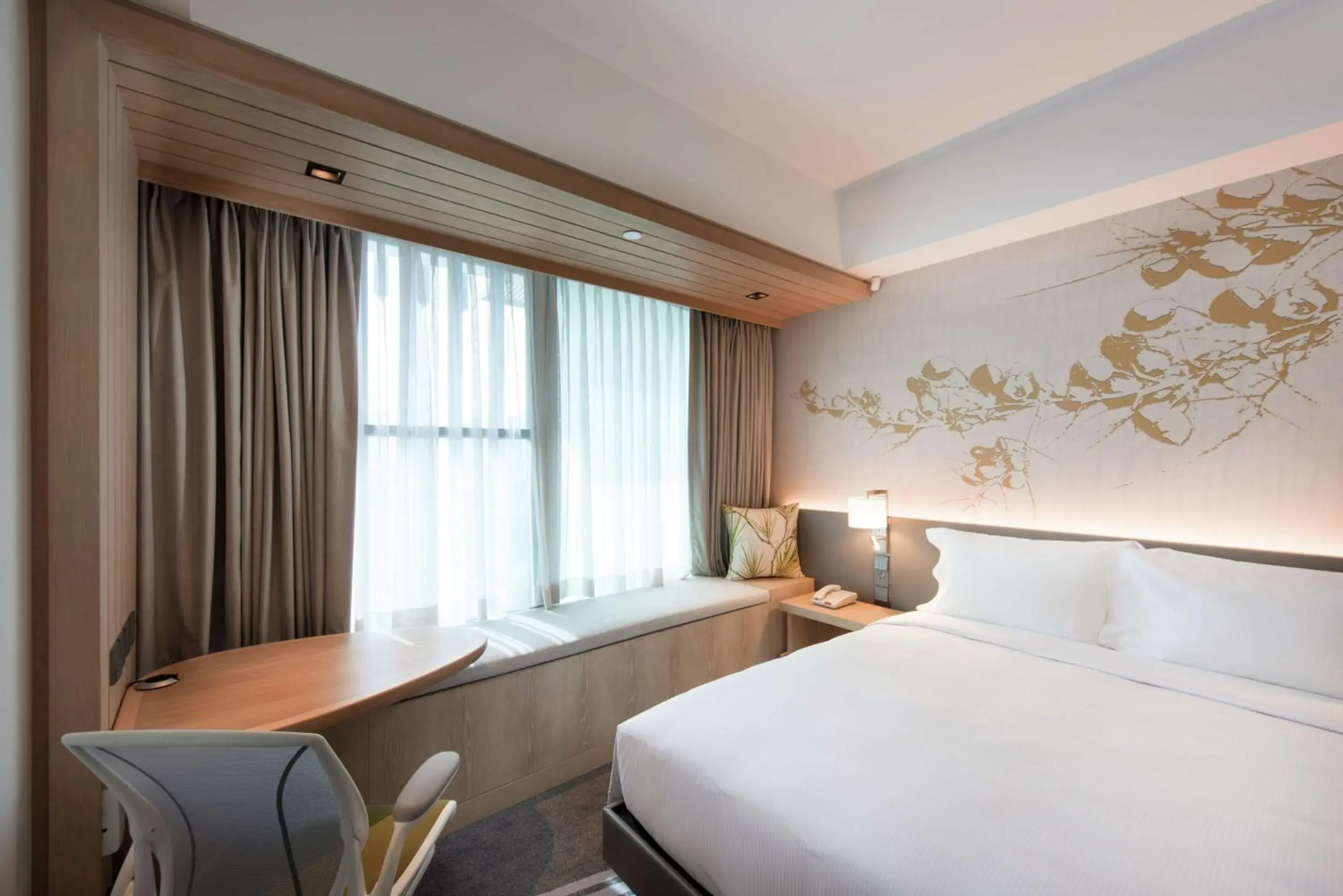 Bedroom, Bed in Hilton Garden Inn Singapore Serangoon