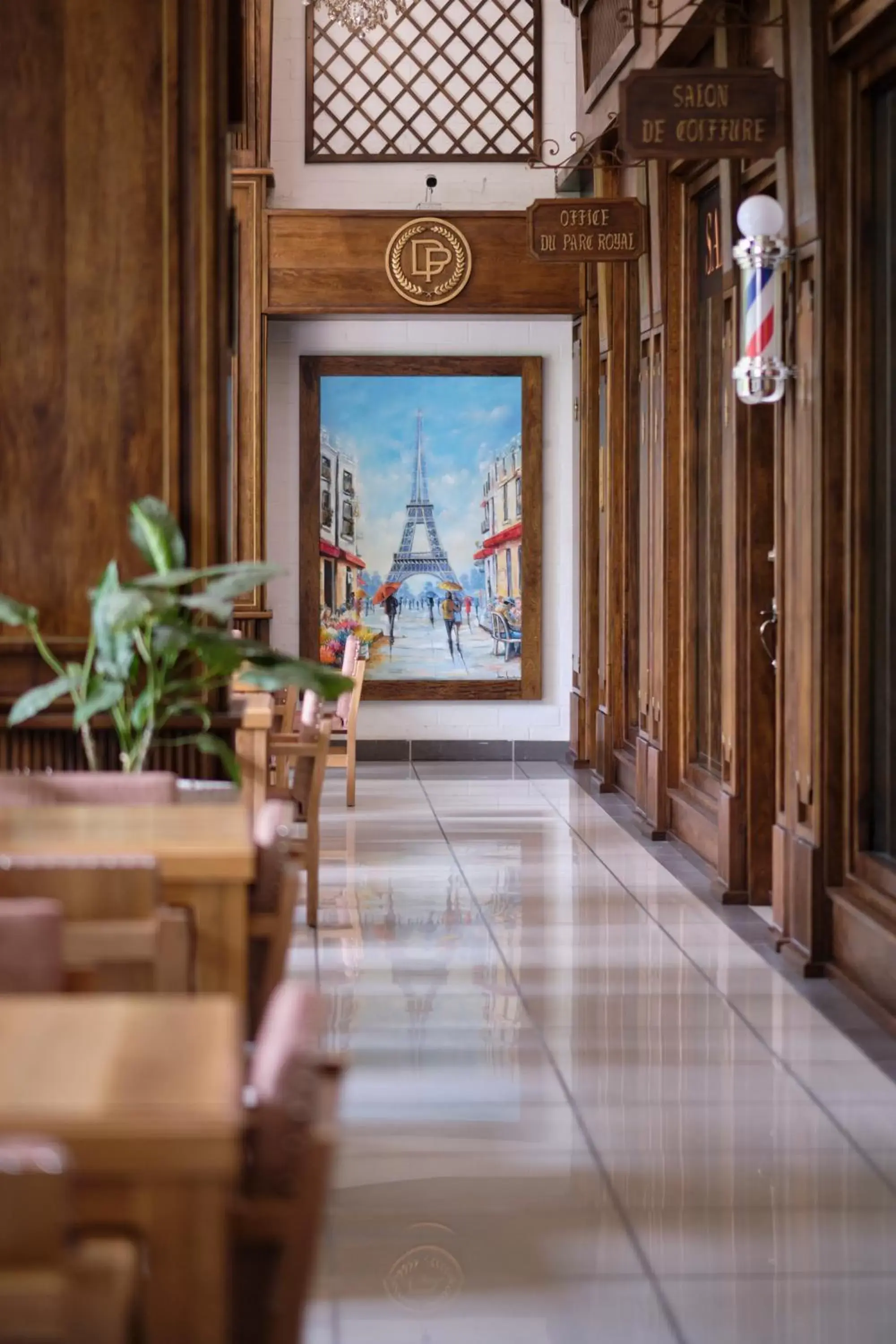 Facade/entrance in Hotel Du Parc