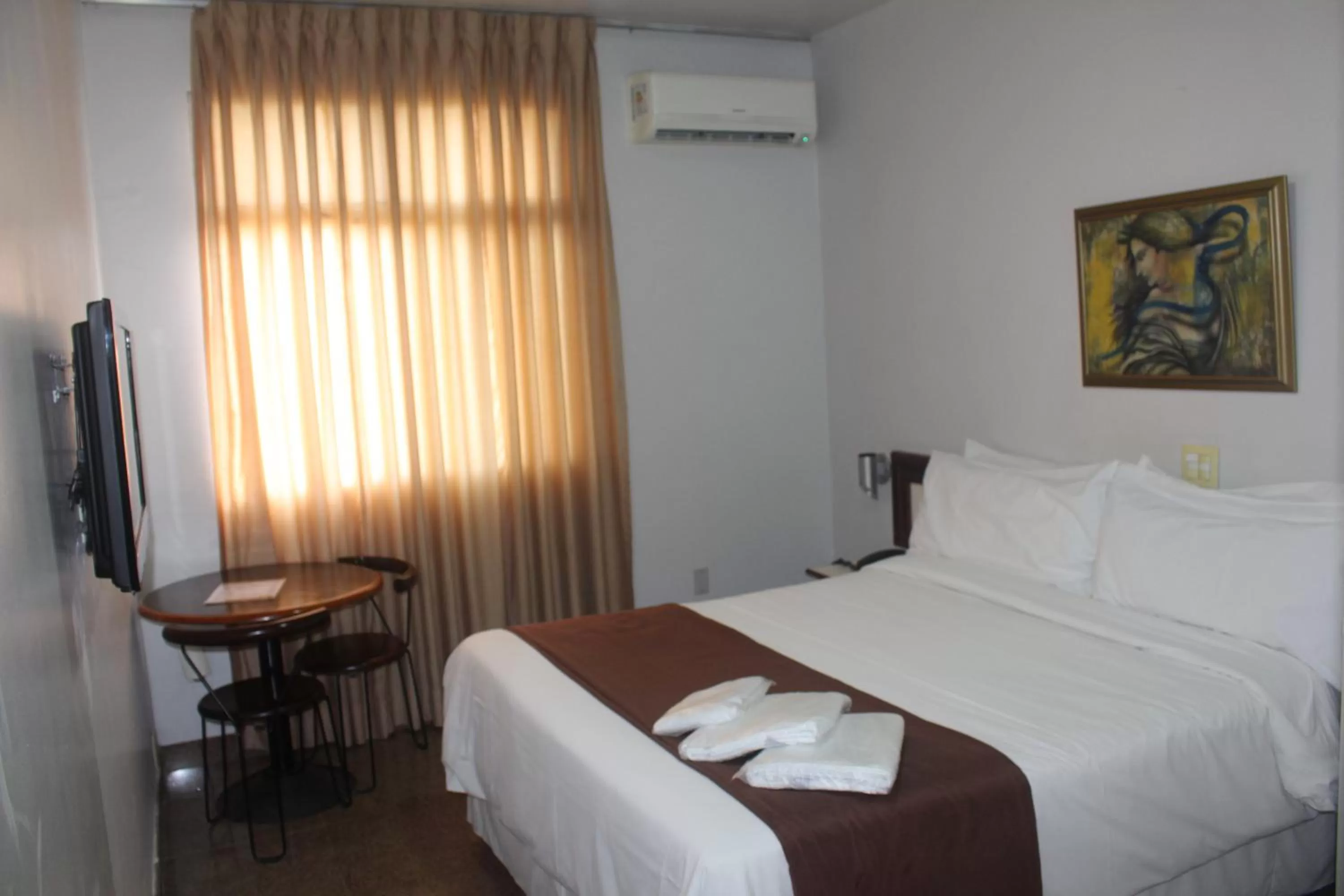 Bed in Hotel Oscar Econômico Montes Claros