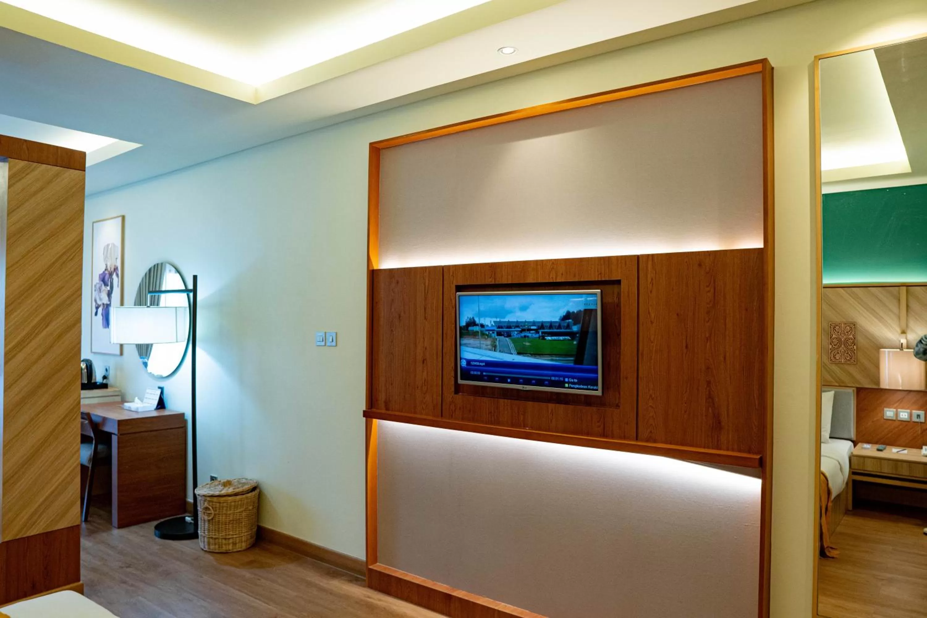 TV and multimedia, Bed in Khas Parapat