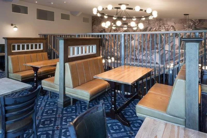 Restaurant/Places to Eat in Pilgrims Progress Wetherspoon