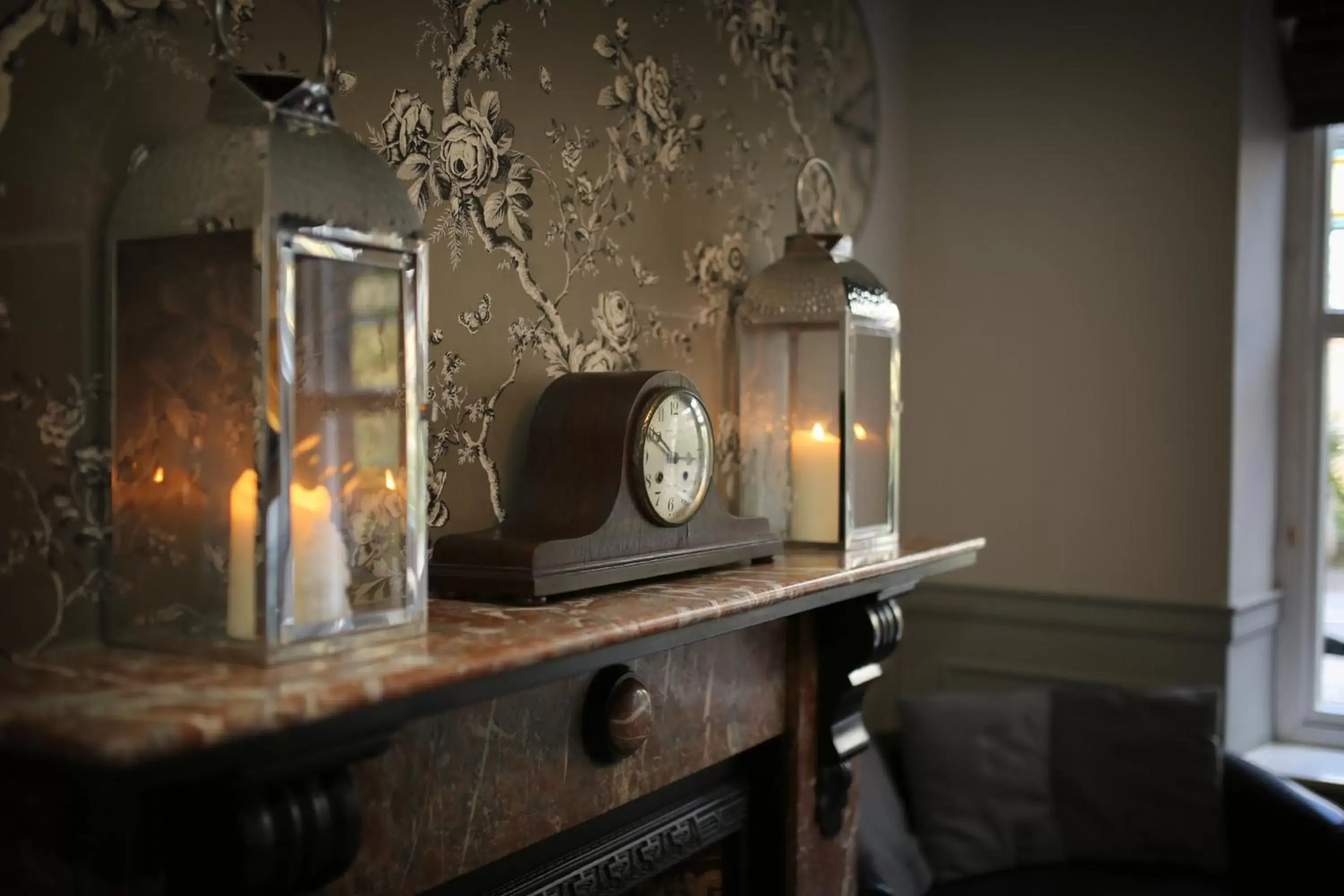 Lounge or bar in Gwydyr Hotel