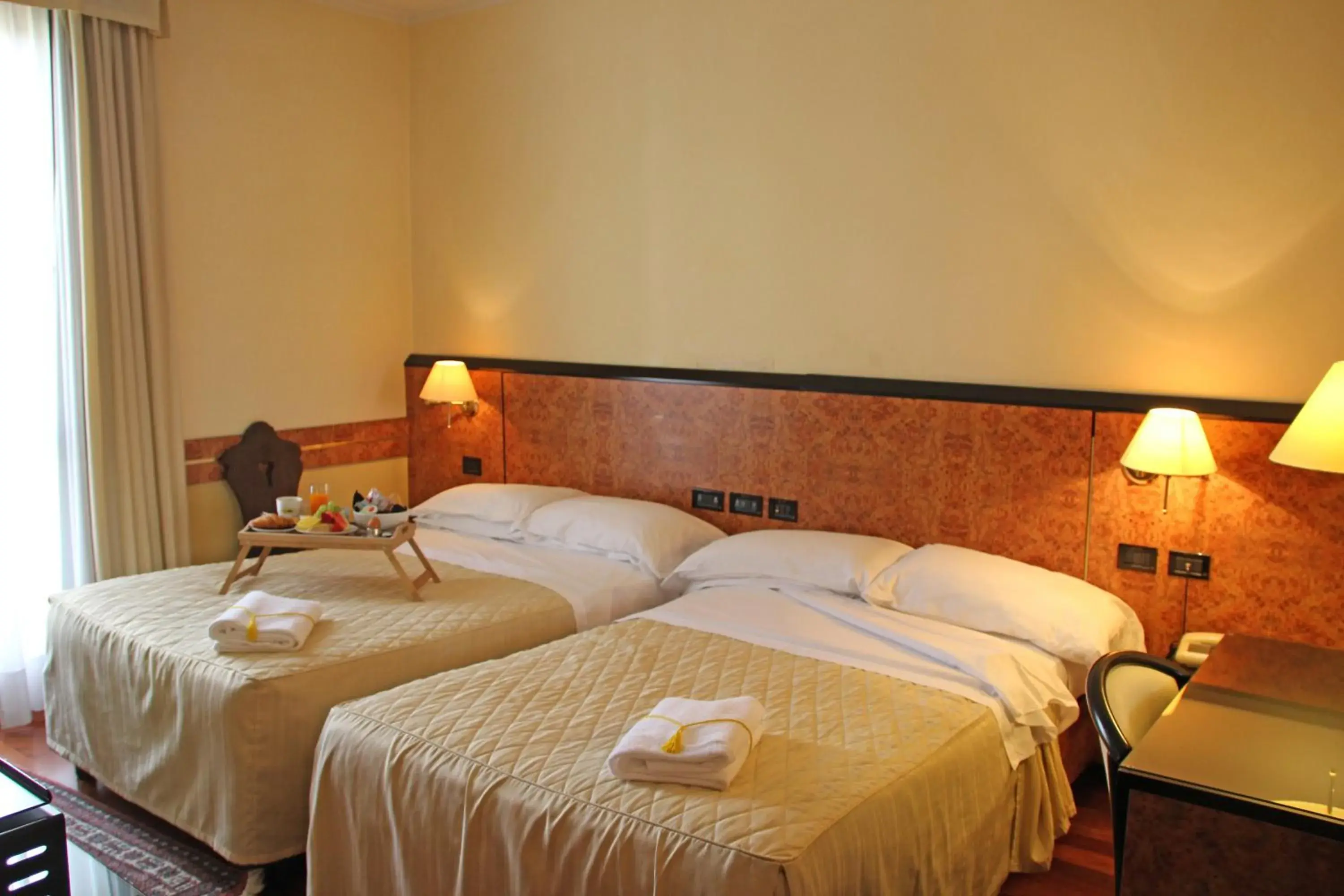 Bedroom, Bed in Park Hotel Villa Leon d'Oro