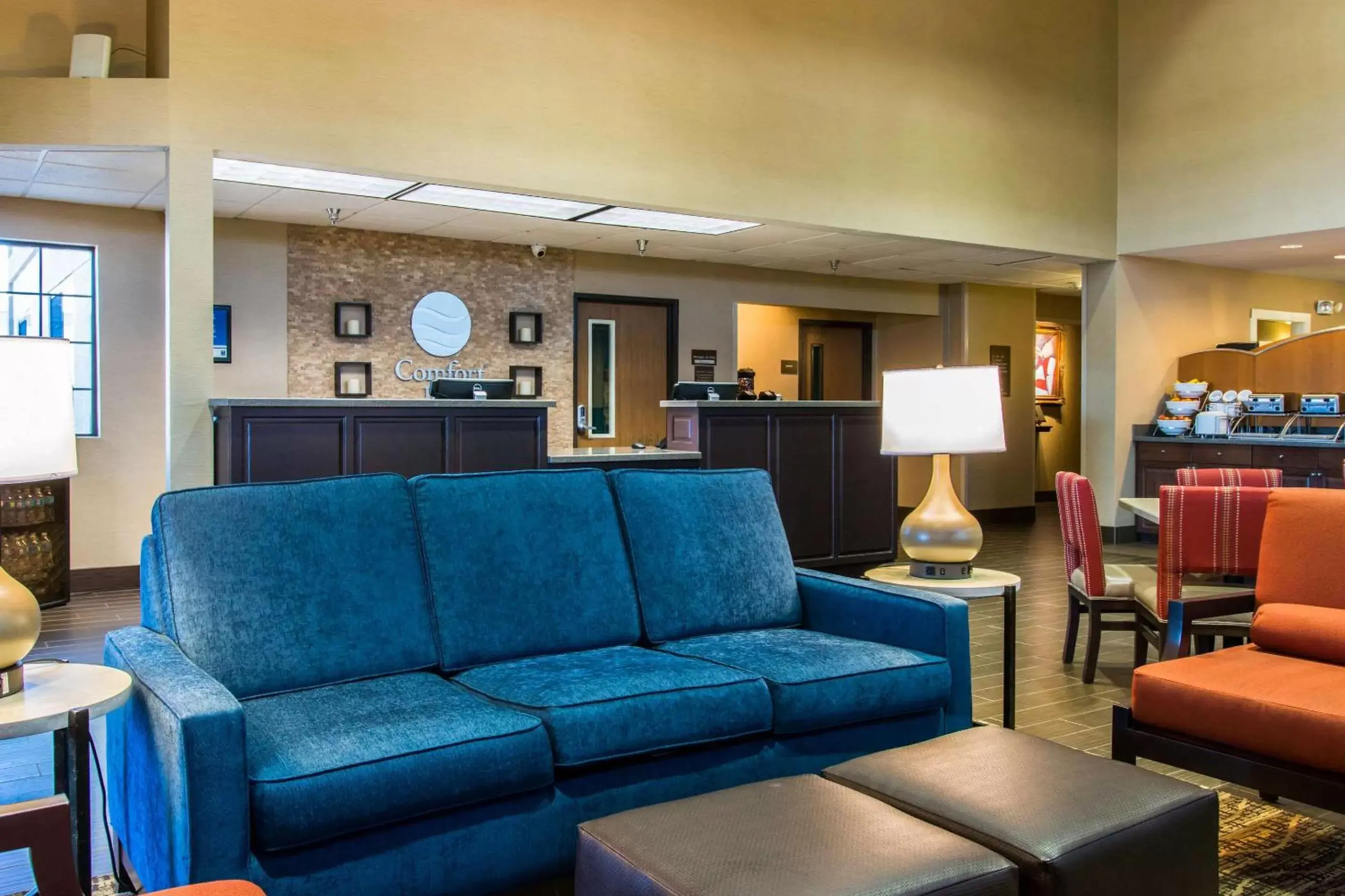 Lobby or reception, Seating Area in Comfort Inn Ludington near US-10