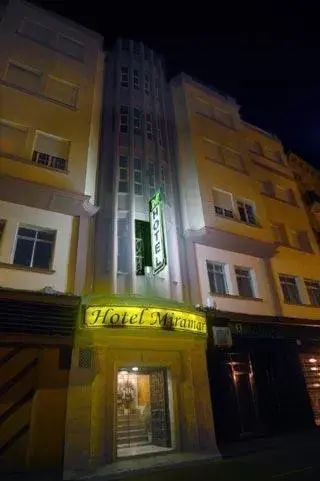 Night, Property Building in Hotel Miramar