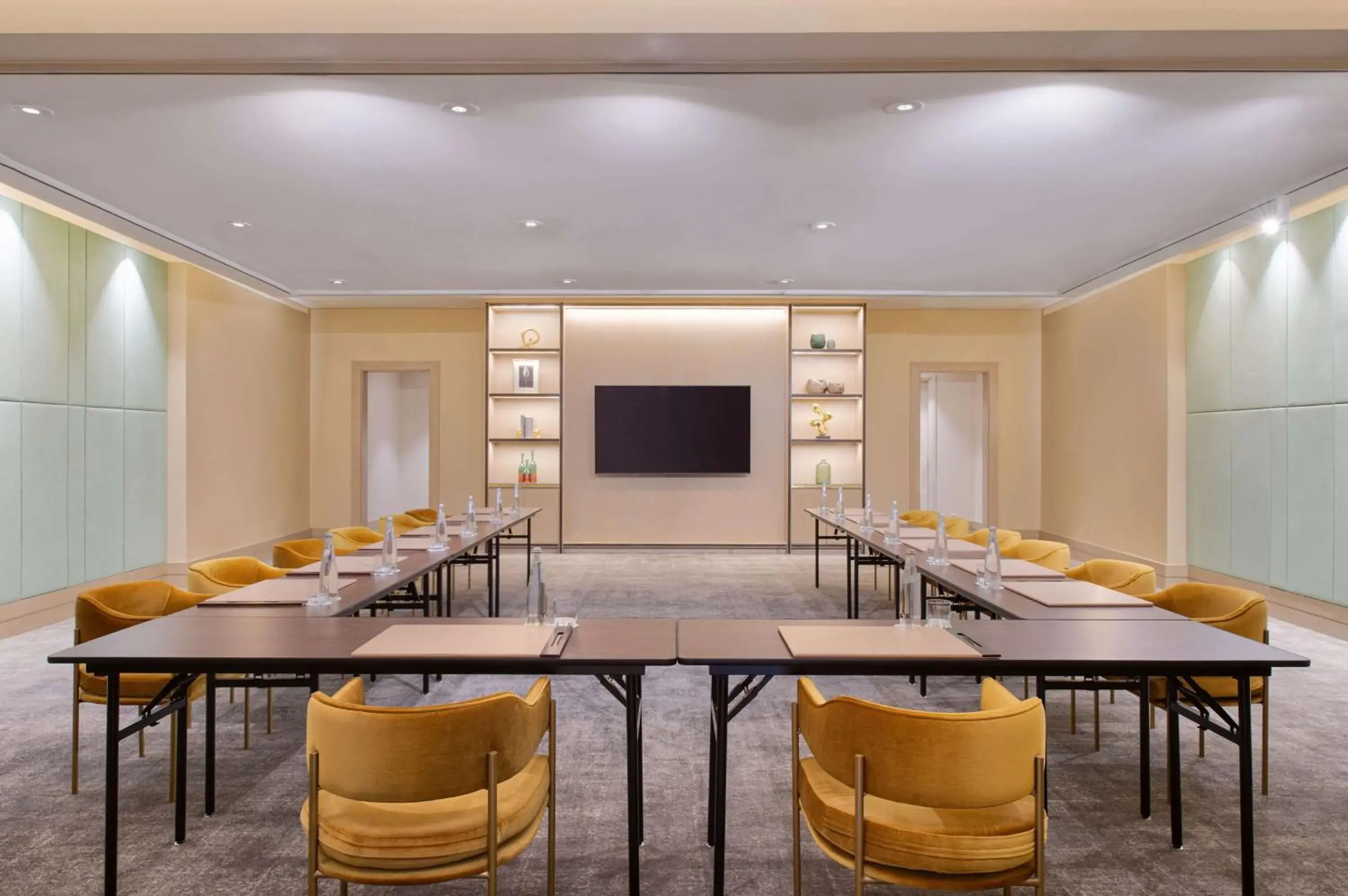 Meeting/conference room in Waldorf Astoria Cairo Heliopolis