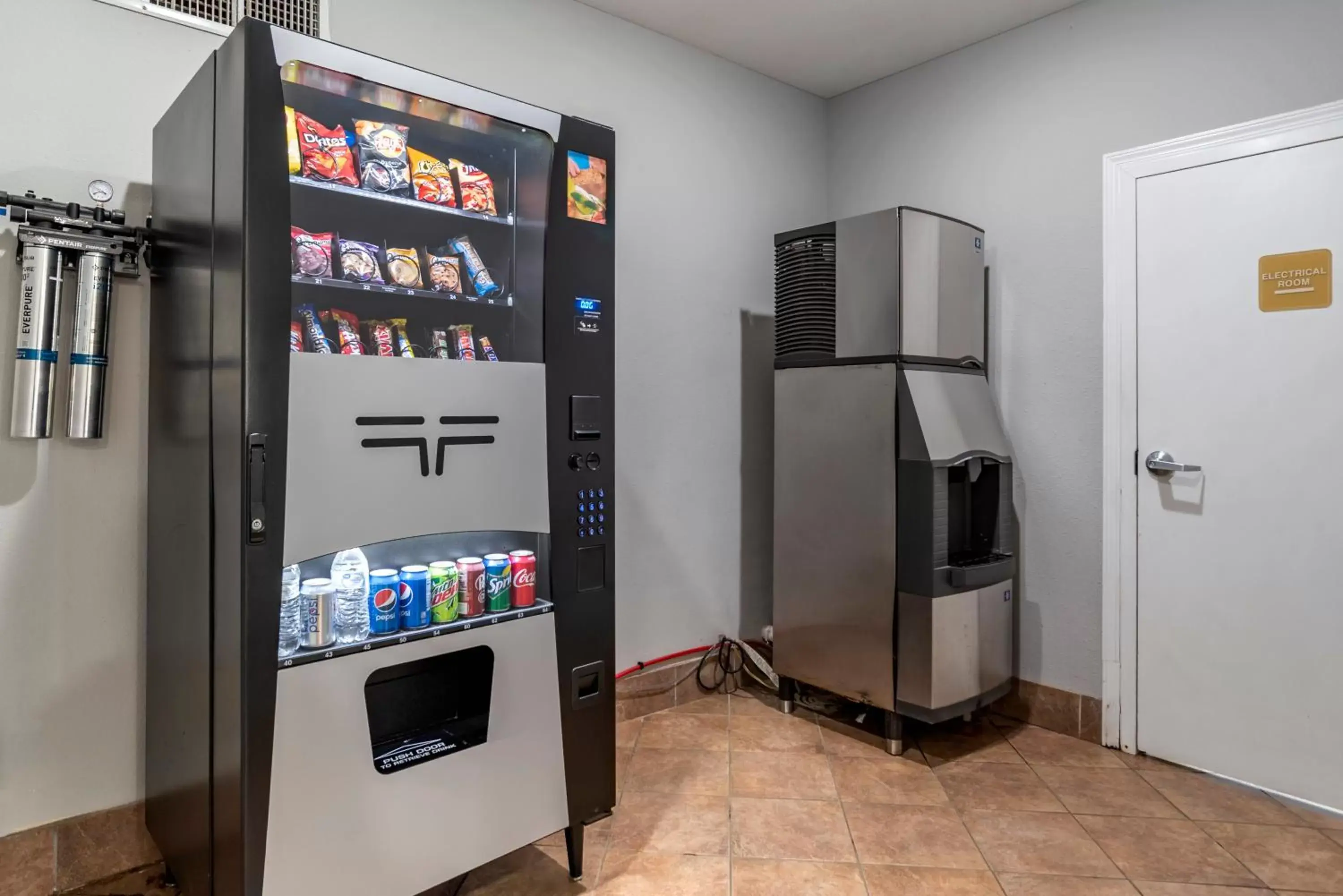 vending machine in Quality Inn & Suites