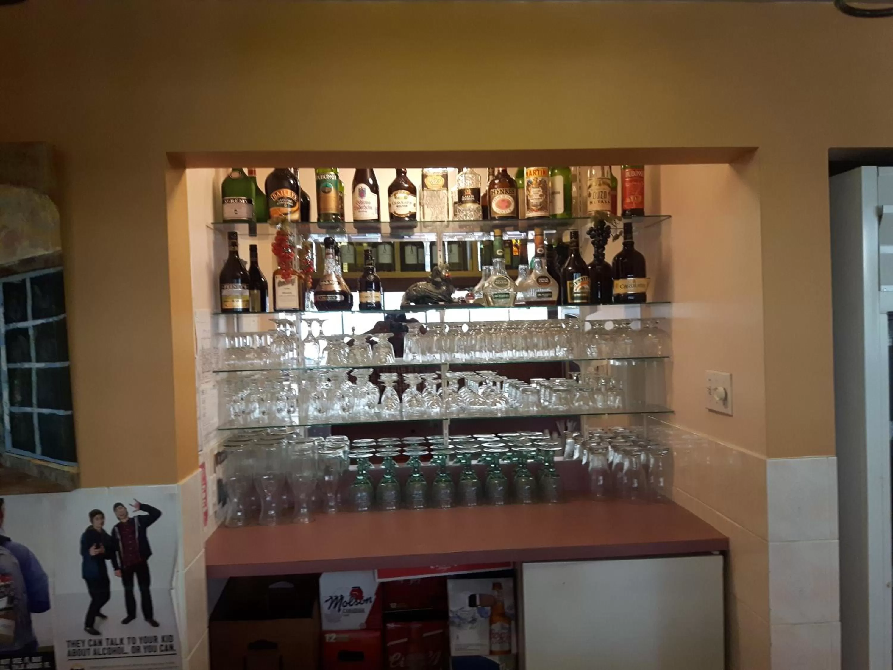 Lounge or bar in Fuller Lake Chemainus Motel