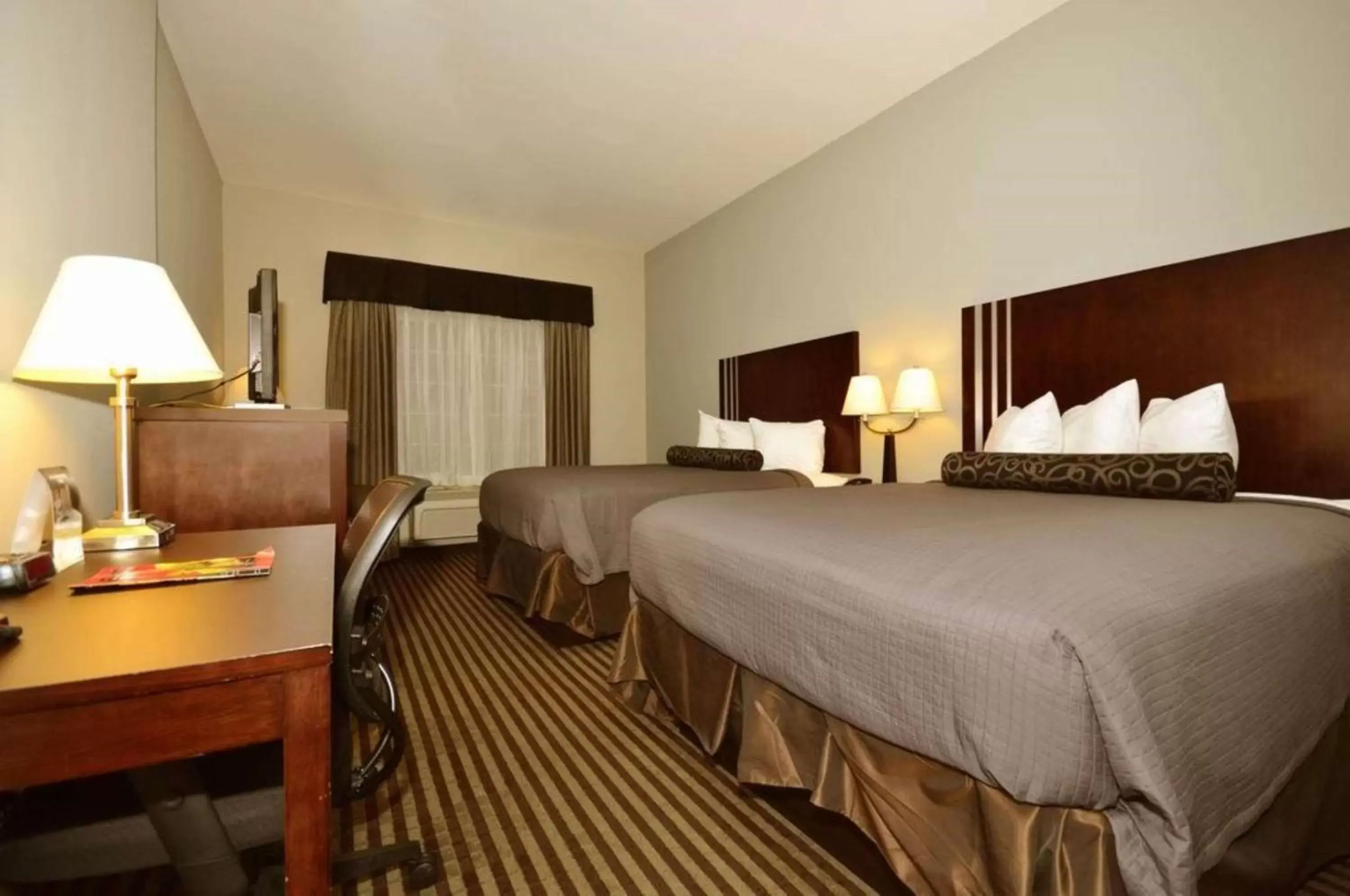 Photo of the whole room, Bed in Best Western Abbeville Inn and Suites
