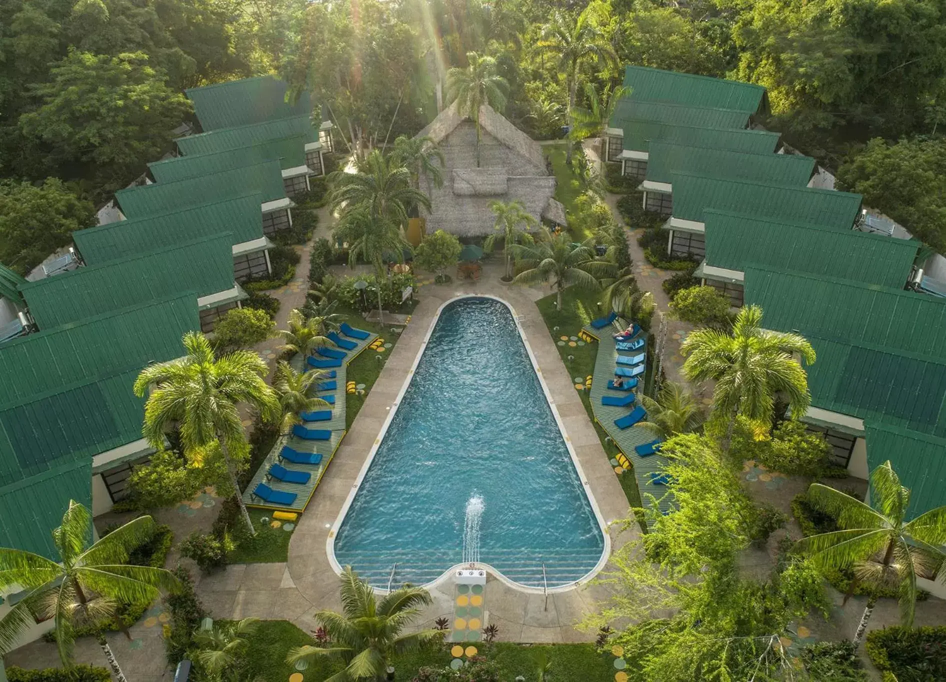 Natural landscape, Pool View in Decameron Decalodge Ticuna