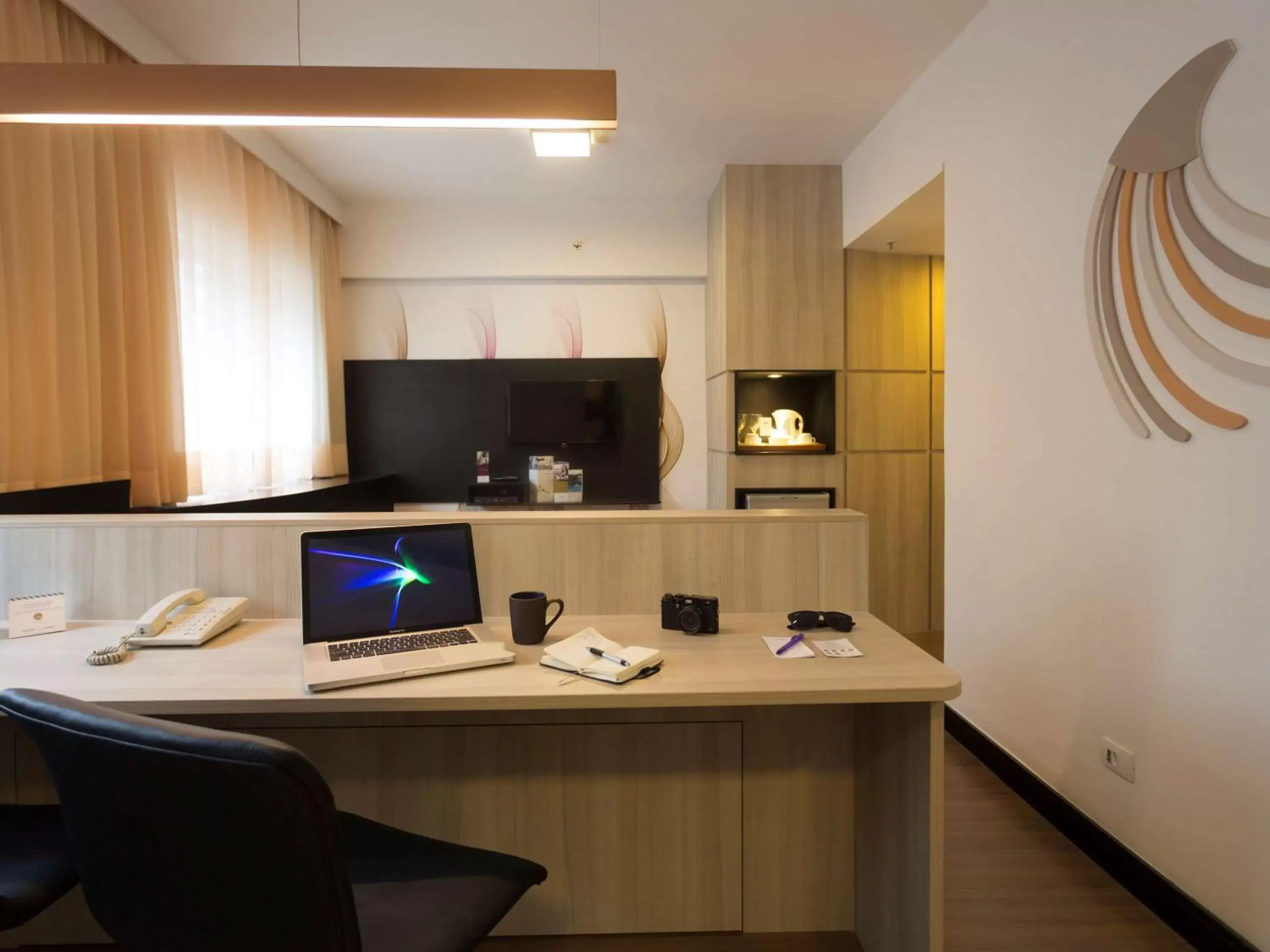 Photo of the whole room, TV/Entertainment Center in Mercure Sao Paulo Bela Vista