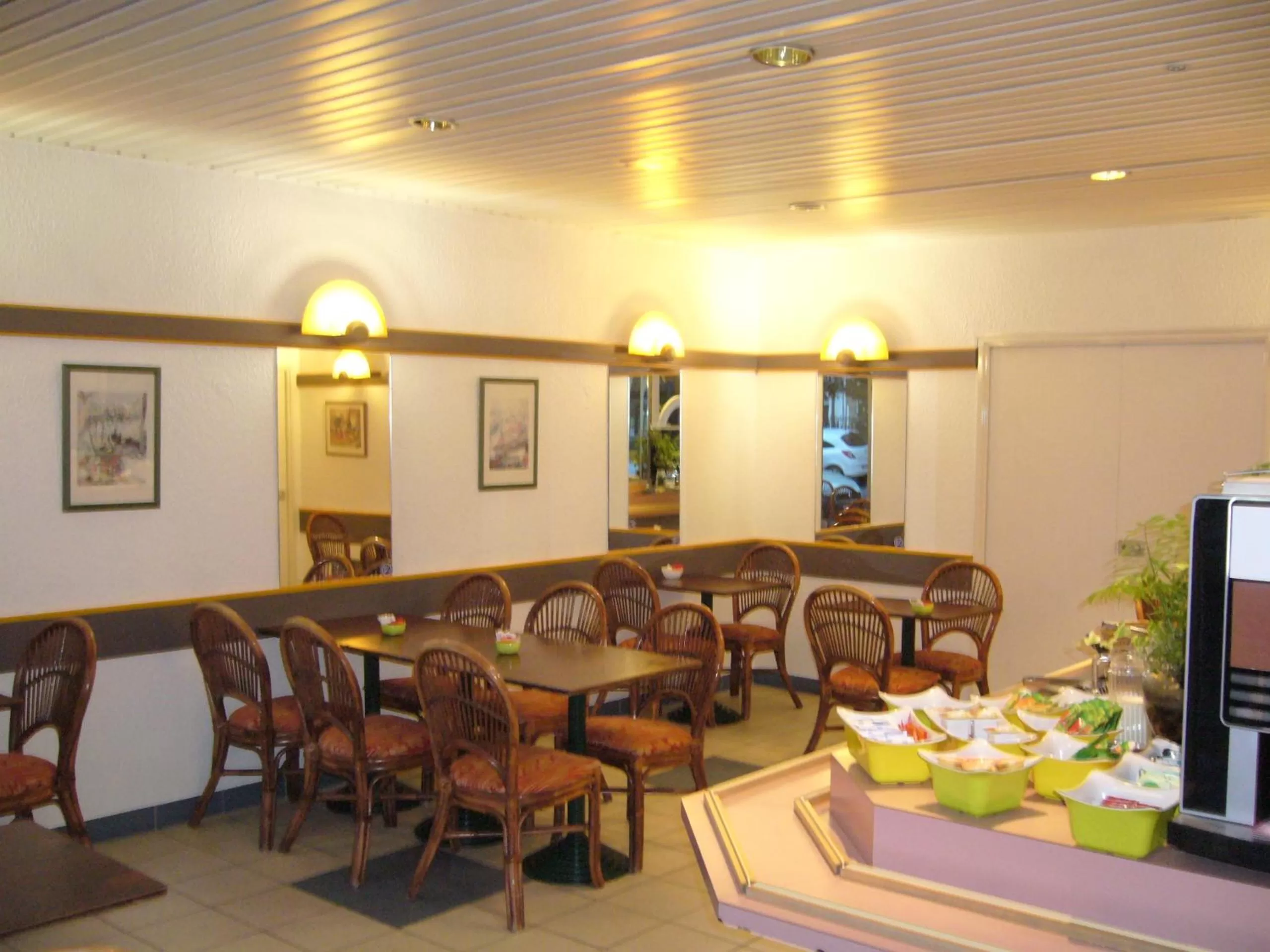 Restaurant/places to eat in EGG HOTEL - HOTEL LES GENS DE MER Dieppe