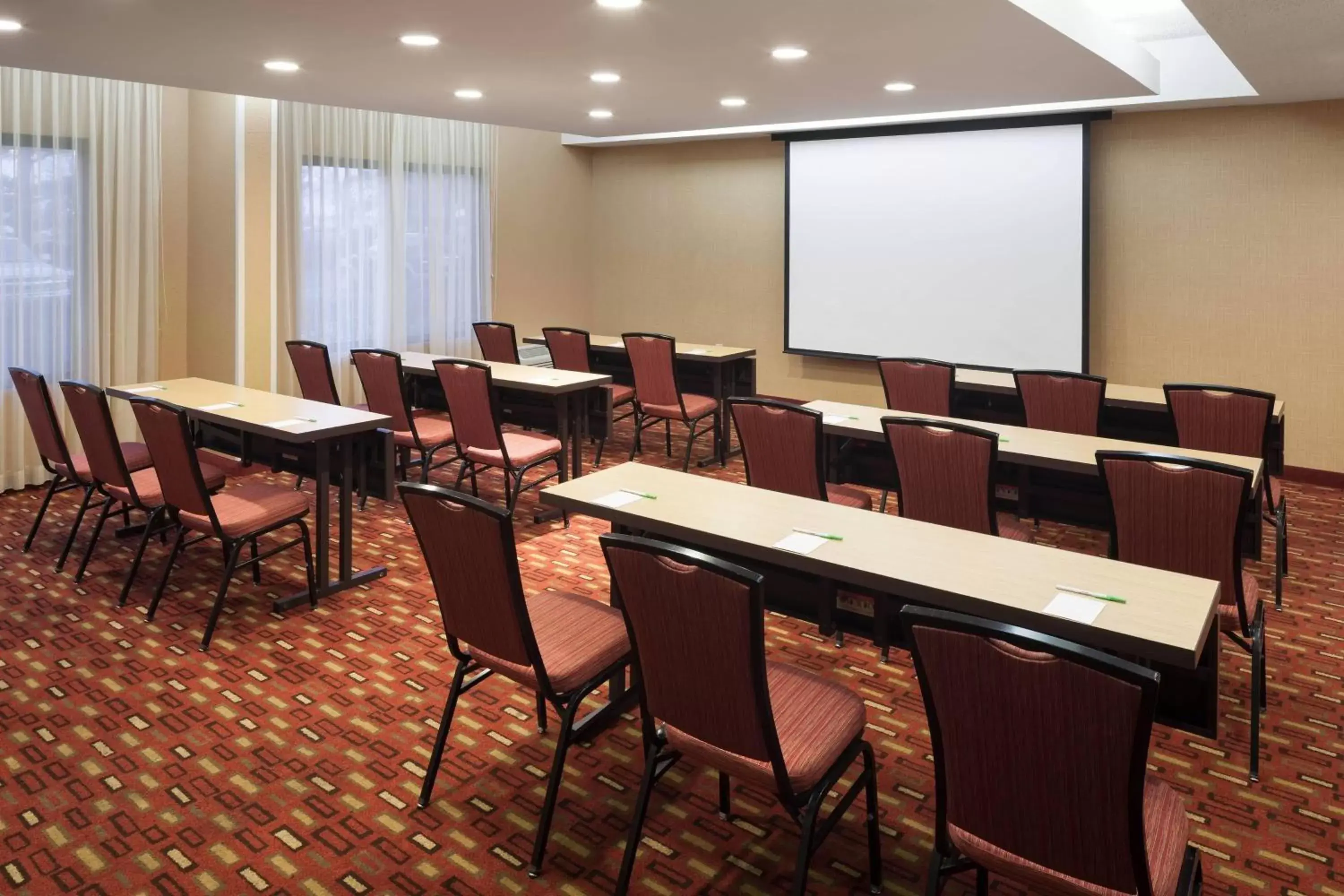 Meeting/conference room in Courtyard by Marriott Jackson Ridgeland