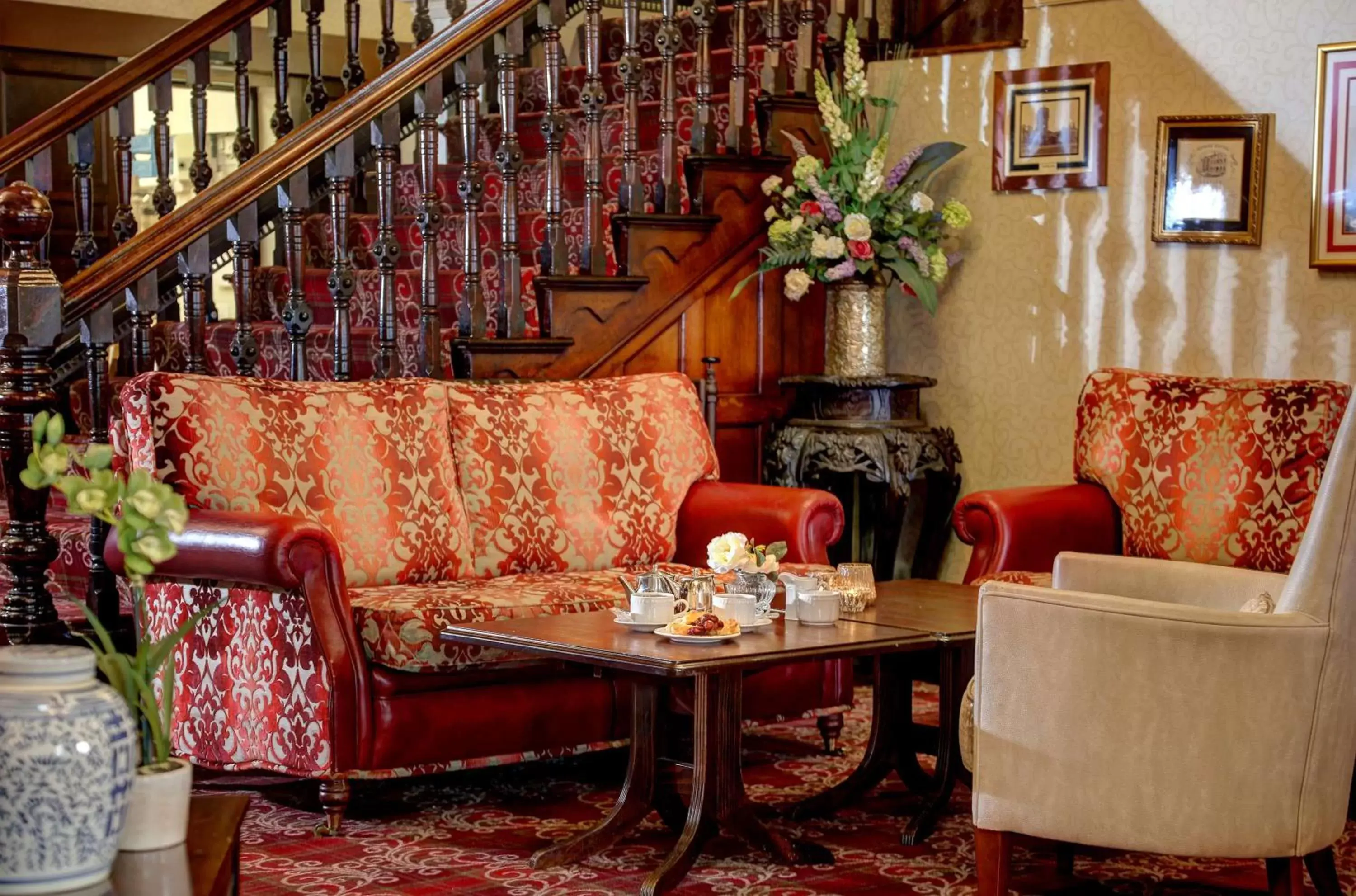 Lobby or reception, Seating Area in The George Hotel