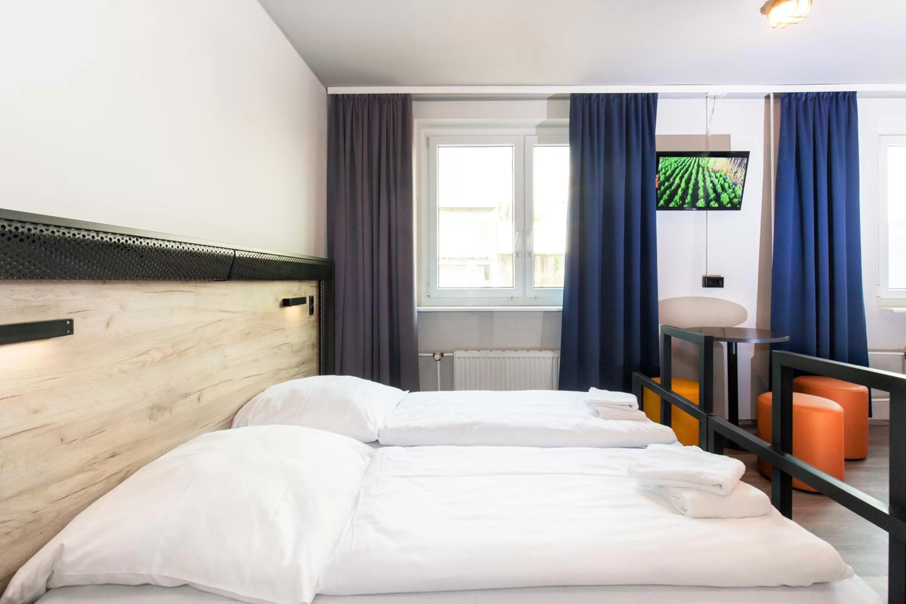 Photo of the whole room, Bed in a&o Berlin Mitte