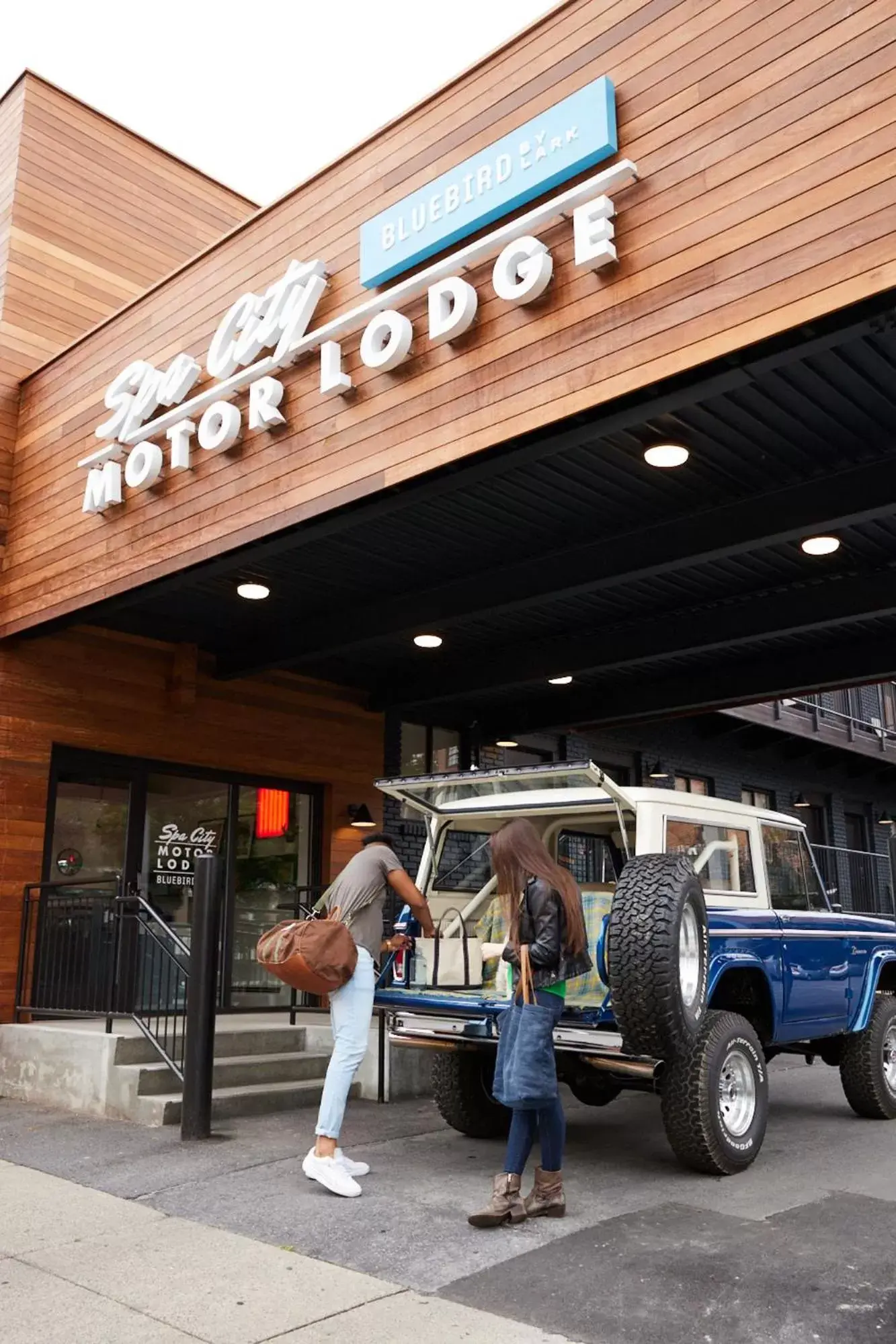 Facade/entrance in Bluebird Spa City Motor Lodge Facade/entrance in Bluebird Spa City Motor Lodge