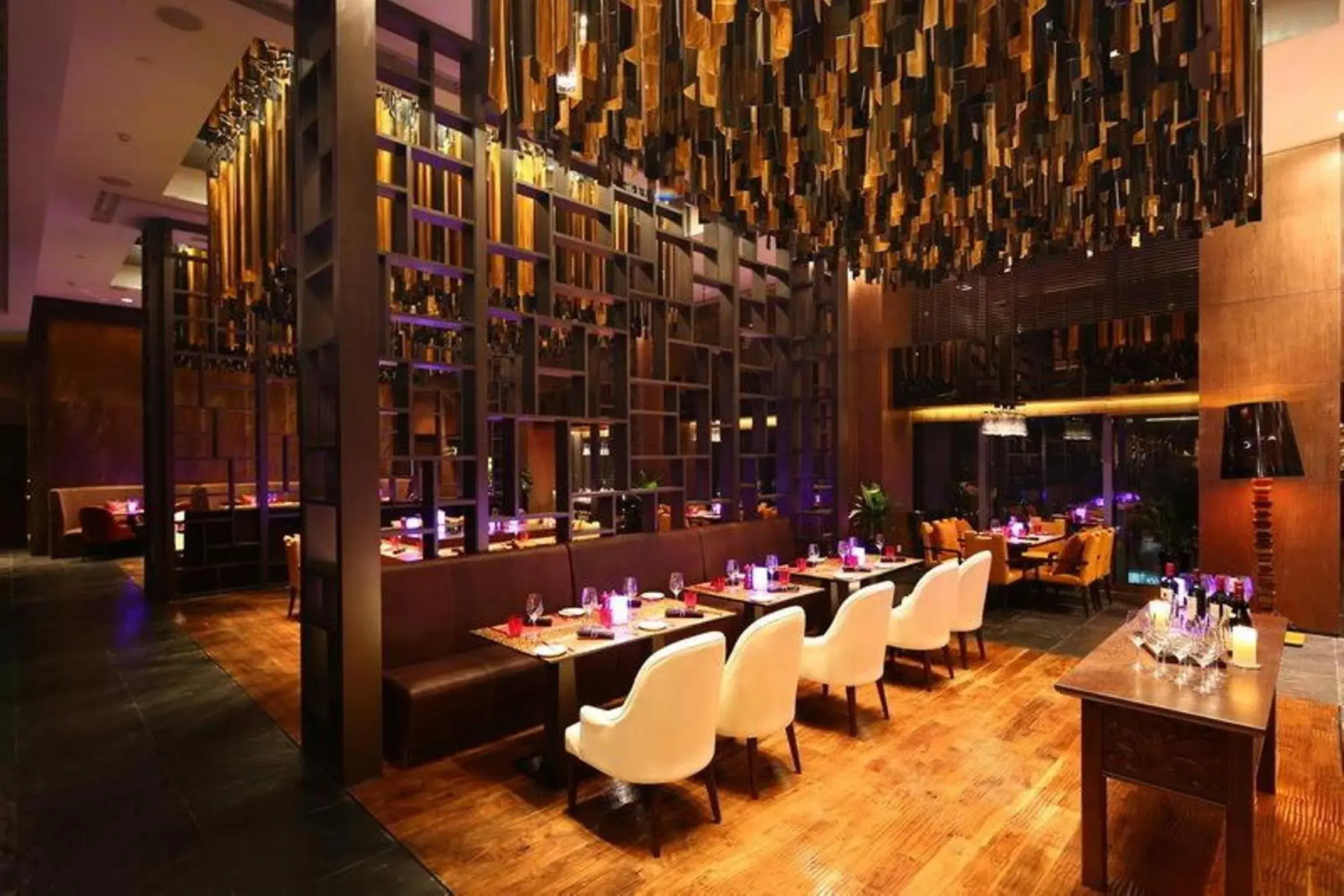 Restaurant/Places to Eat in Fairmont Nanjing