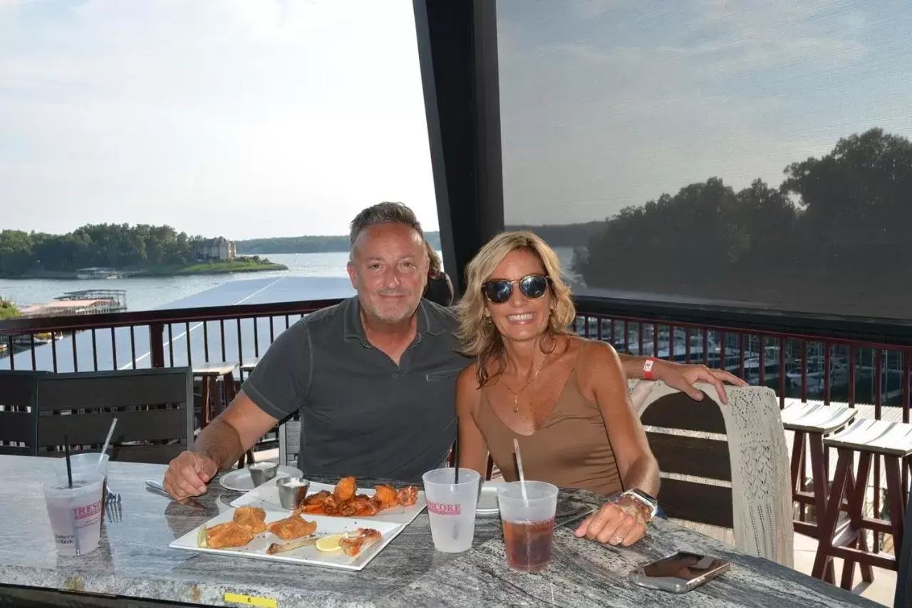 Restaurant/places to eat in The Resort at Lake of the Ozarks