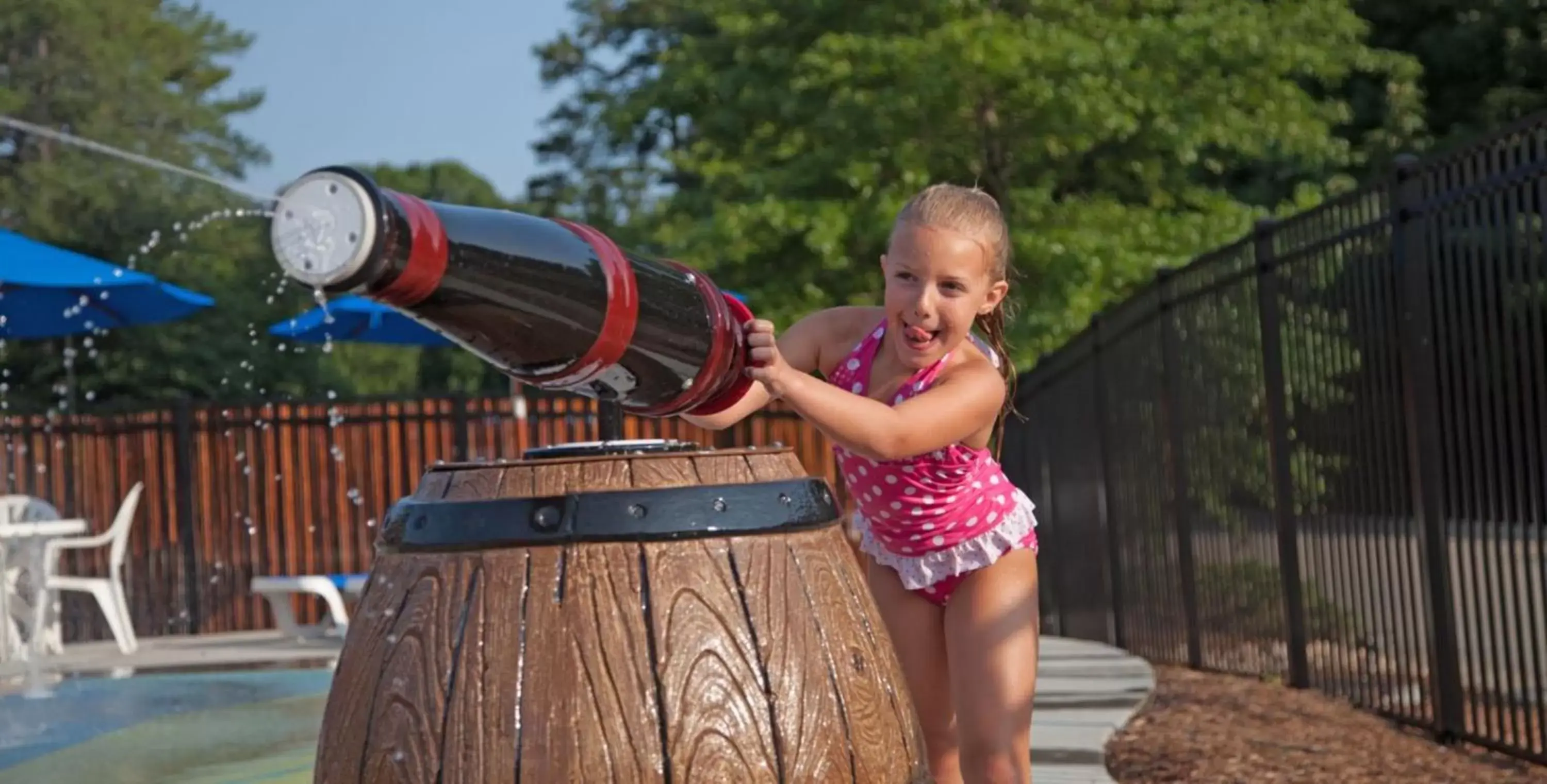 Aqua park, Children in Williamsburg Woodlands Hotel & Suites