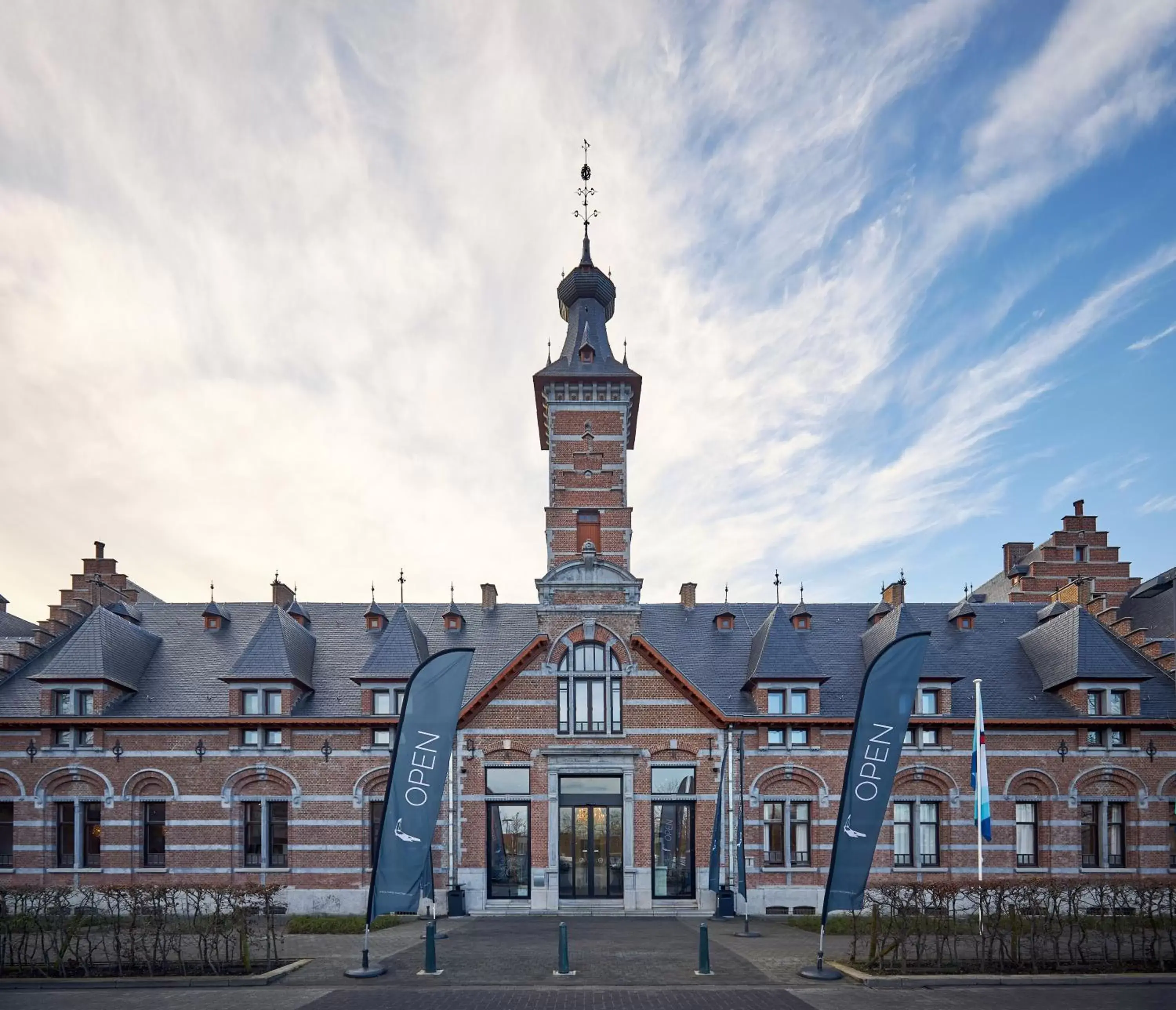 Facade/entrance in Van der Valk Hotel Mechelen